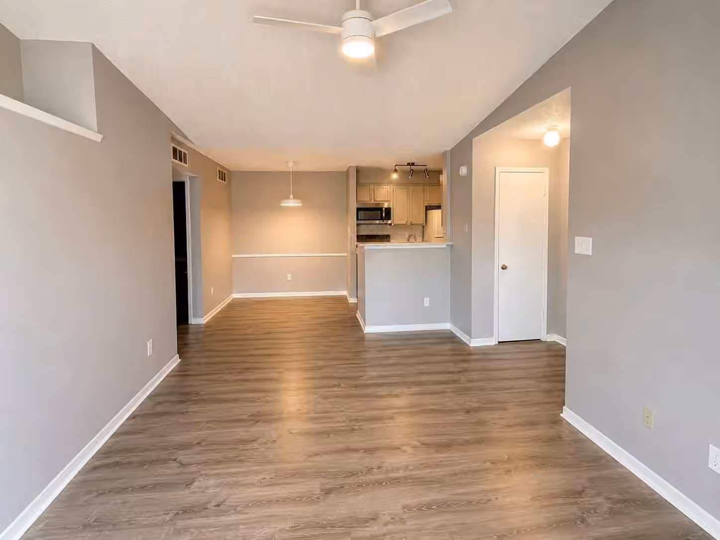 Photo 5 of 2121 Hepburn Street 810, Houston, TX