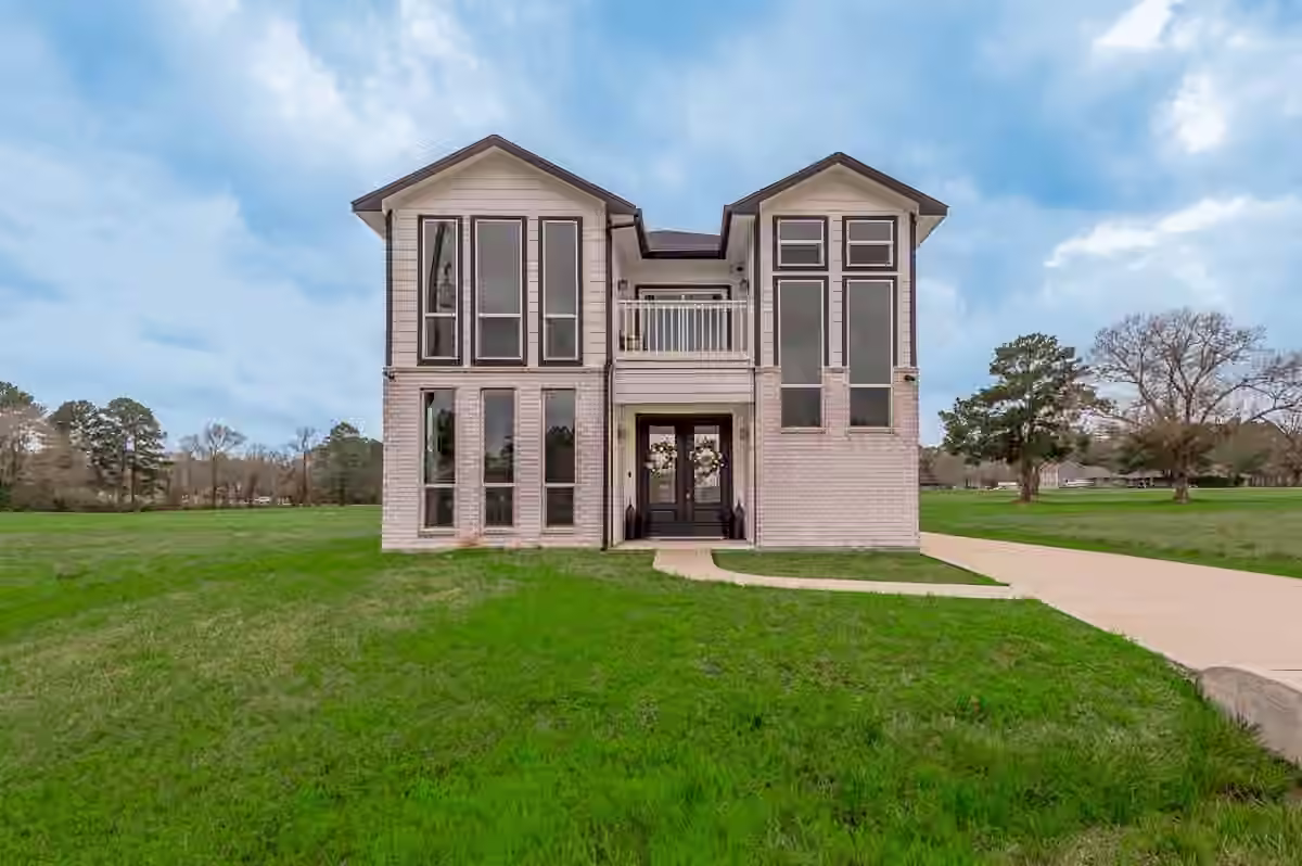 Photo 2 of 97 Oakridge South, Trinity, TX