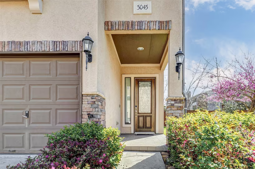 Photo 7 of 3043 Royal Oaks Grove, Houston, TX