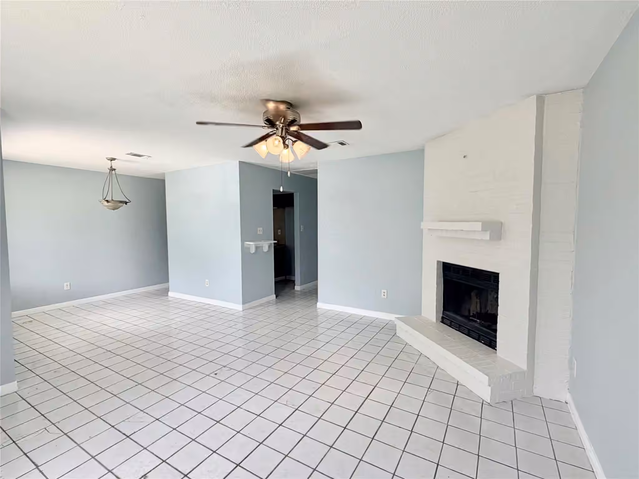 Photo 2 of 2612 4th Avenue N, Texas City, TX