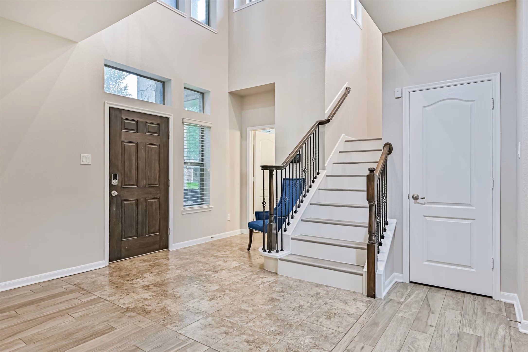 Photo 5 of 6003 Orchard Trail Drive, Pearland, TX