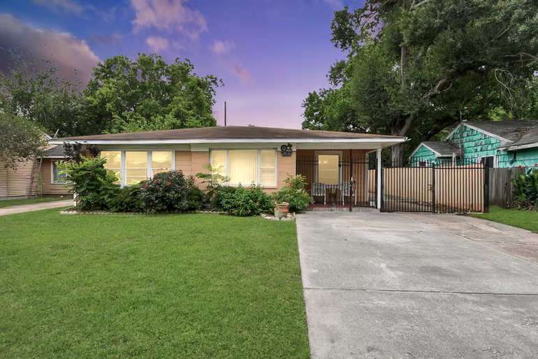 Photo of 8043 Wier Drive, Houston, TX