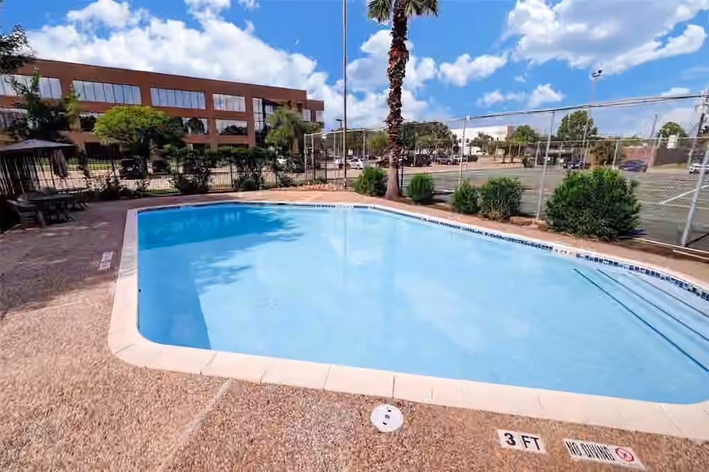 Photo 3 of 6001 reims Road 706, Houston, TX