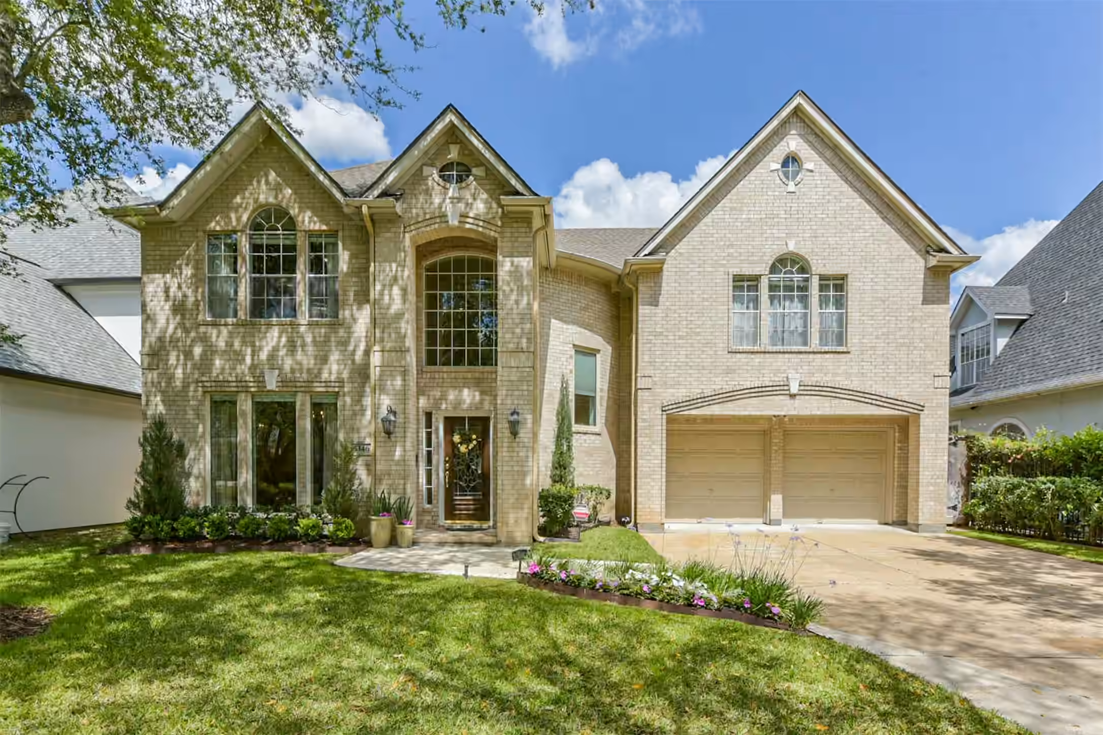 Photo 2 of 5346 Navarro Street, Houston, TX