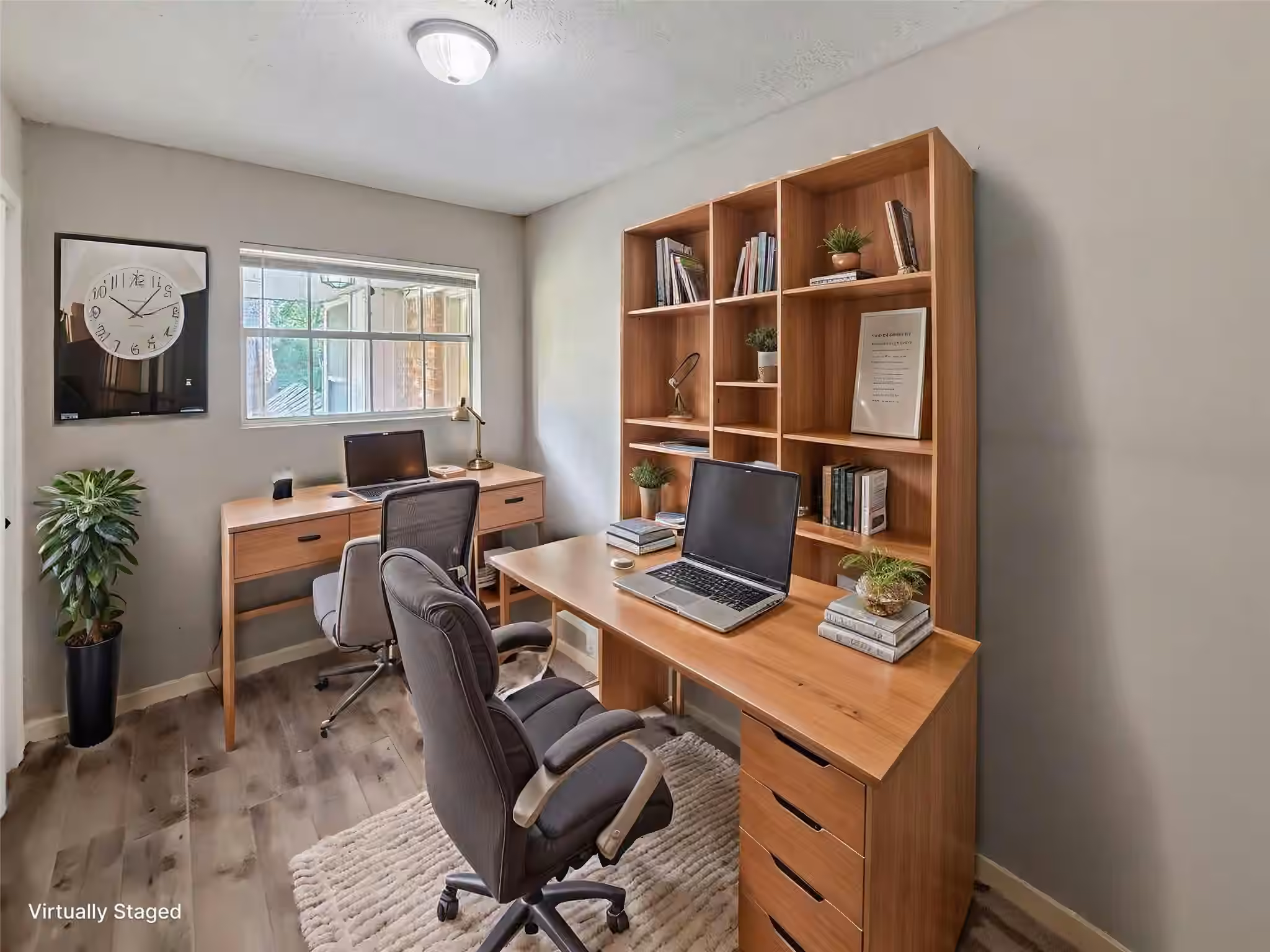 Photo 3 of 10902 Fawnview Drive, Houston, TX