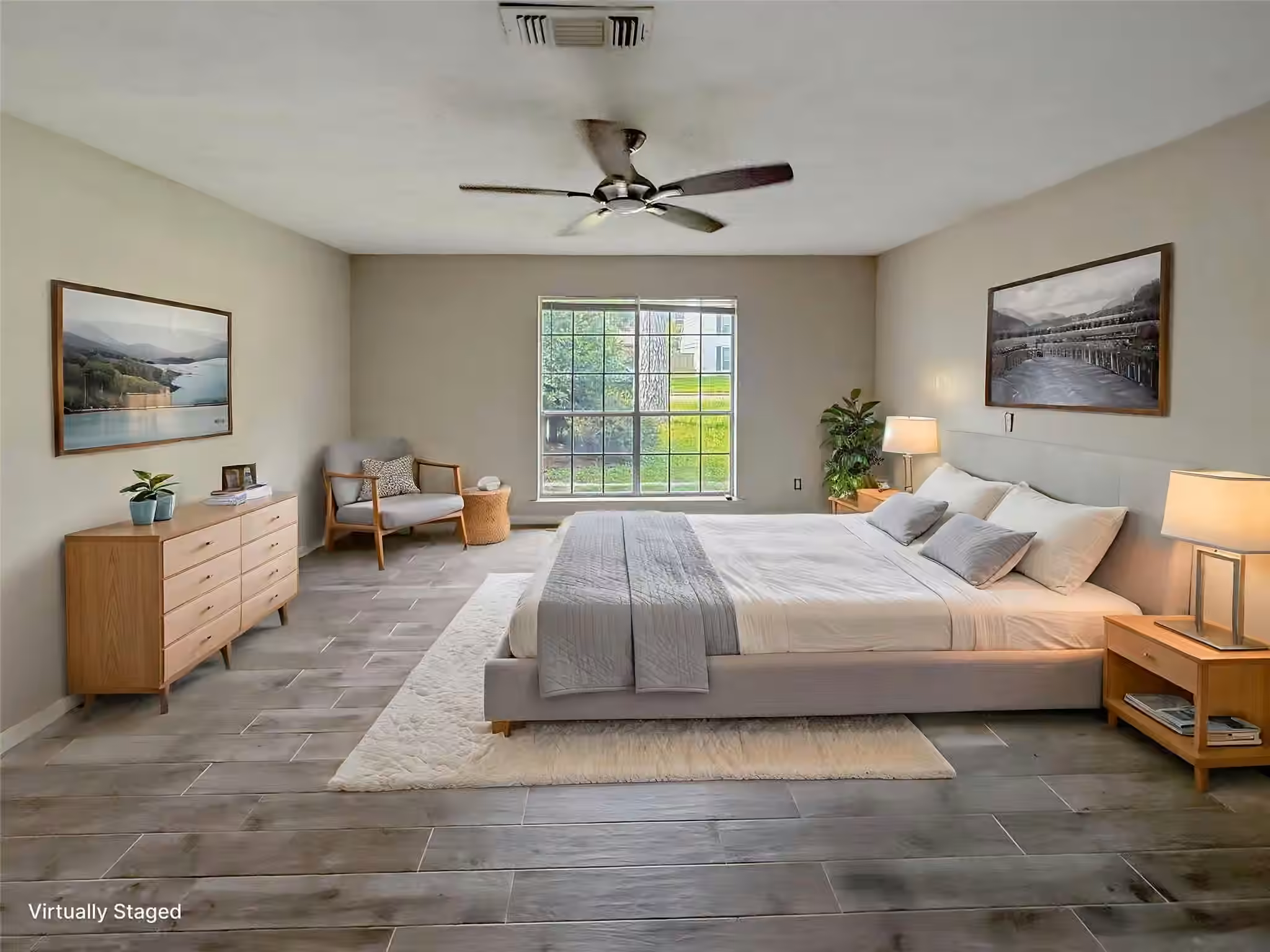 Photo 4 of 10902 Fawnview Drive, Houston, TX