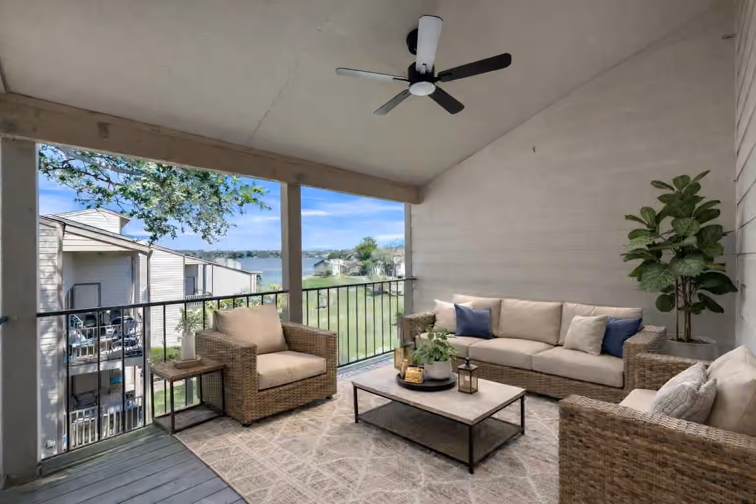 Photo of 301 Lakeview Terrace D, Conroe, TX 77356