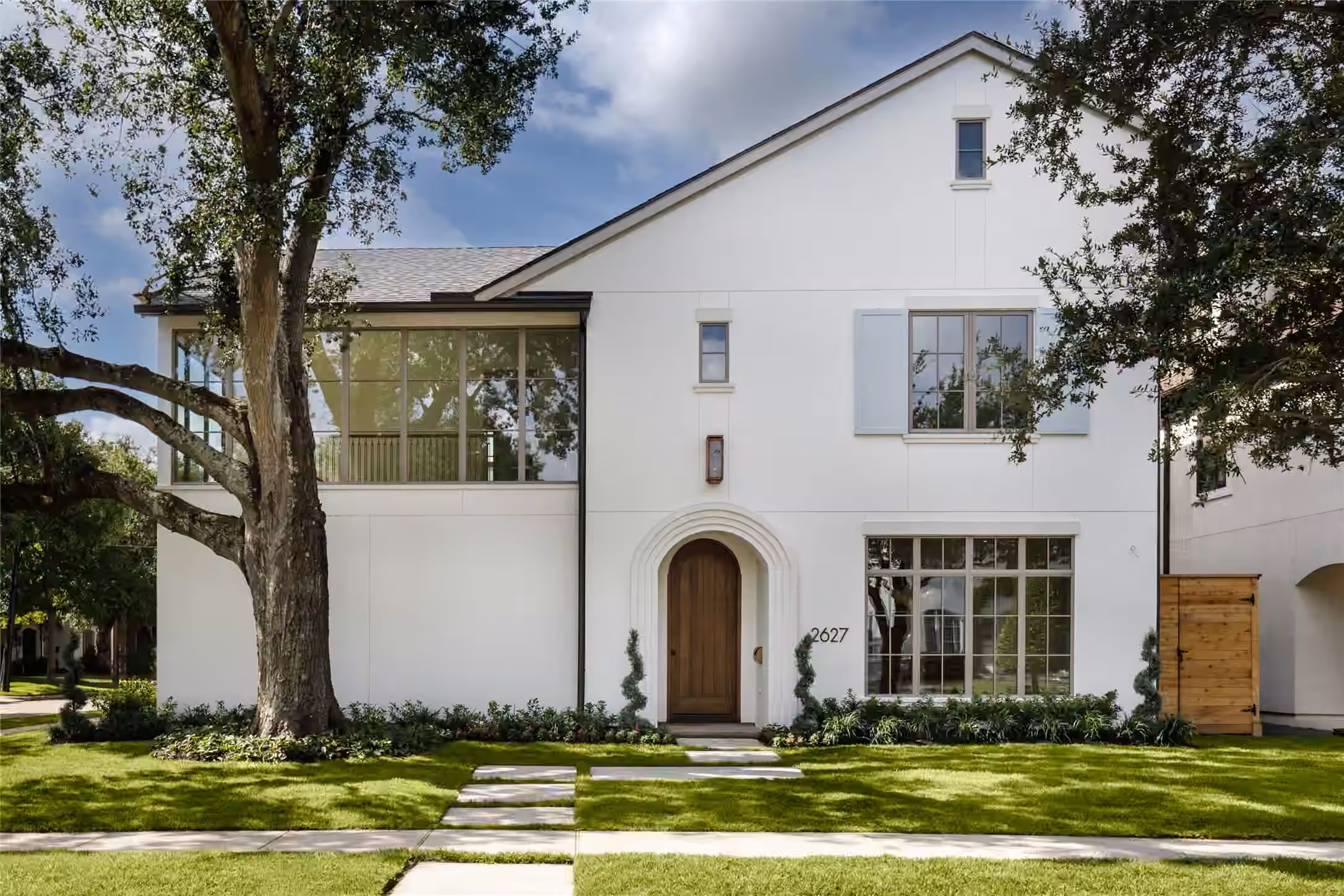 Photo of 2627 Tangley Road, West University Place, TX