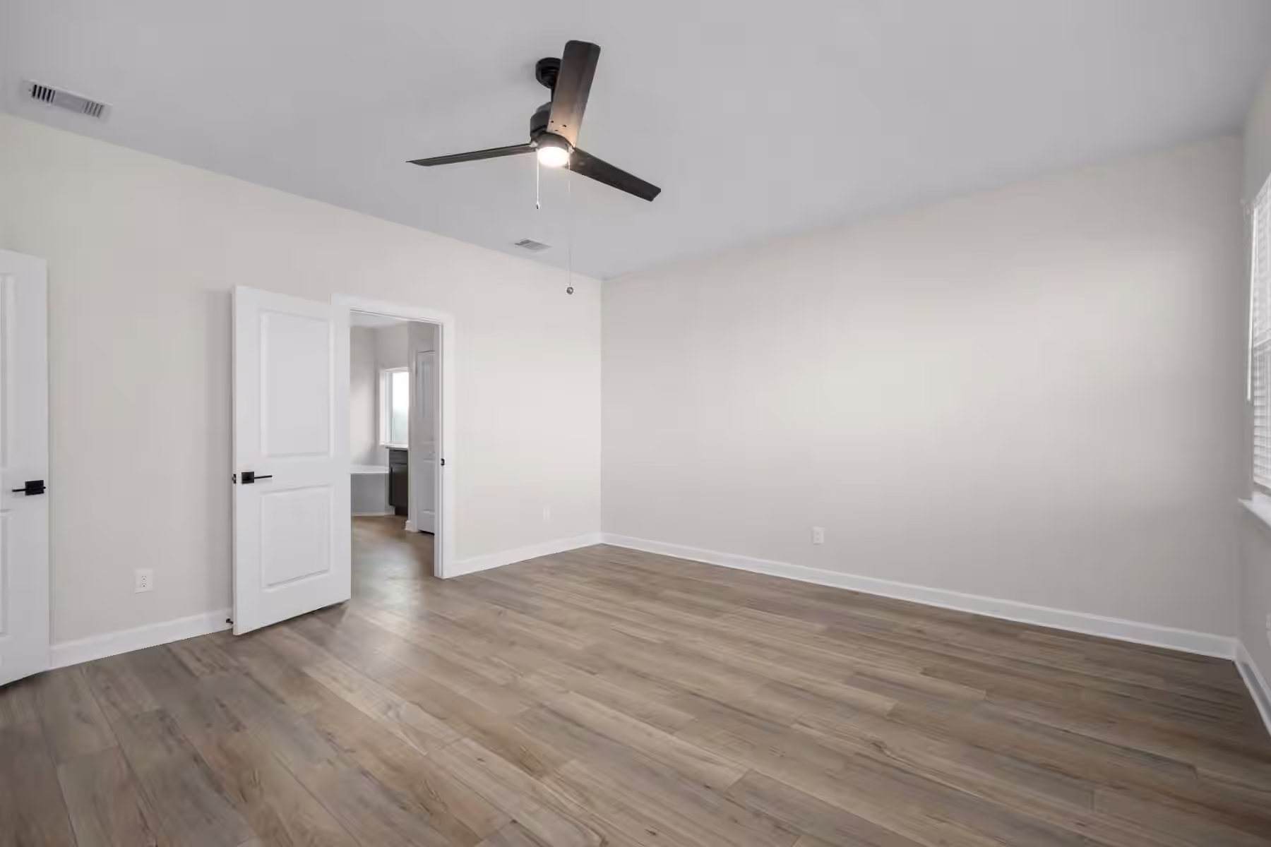 Photo 7 of 2909 Fair Wind Lane, Texas City, TX
