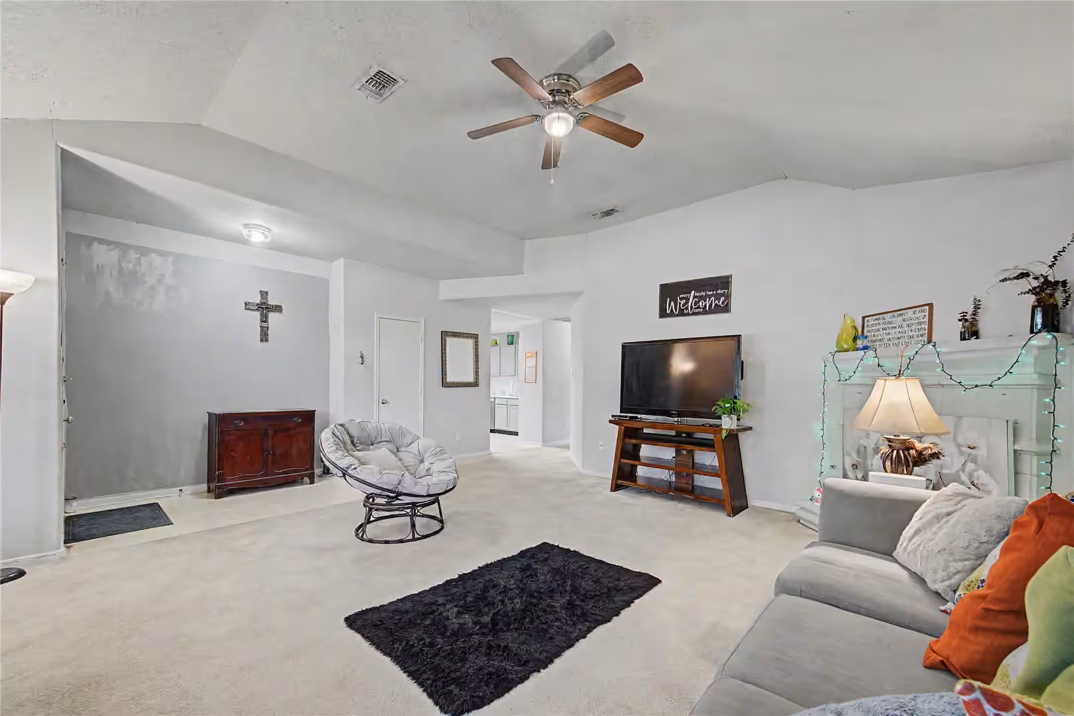 Photo 4 of 18406 Dinner Creek Drive, Katy, TX