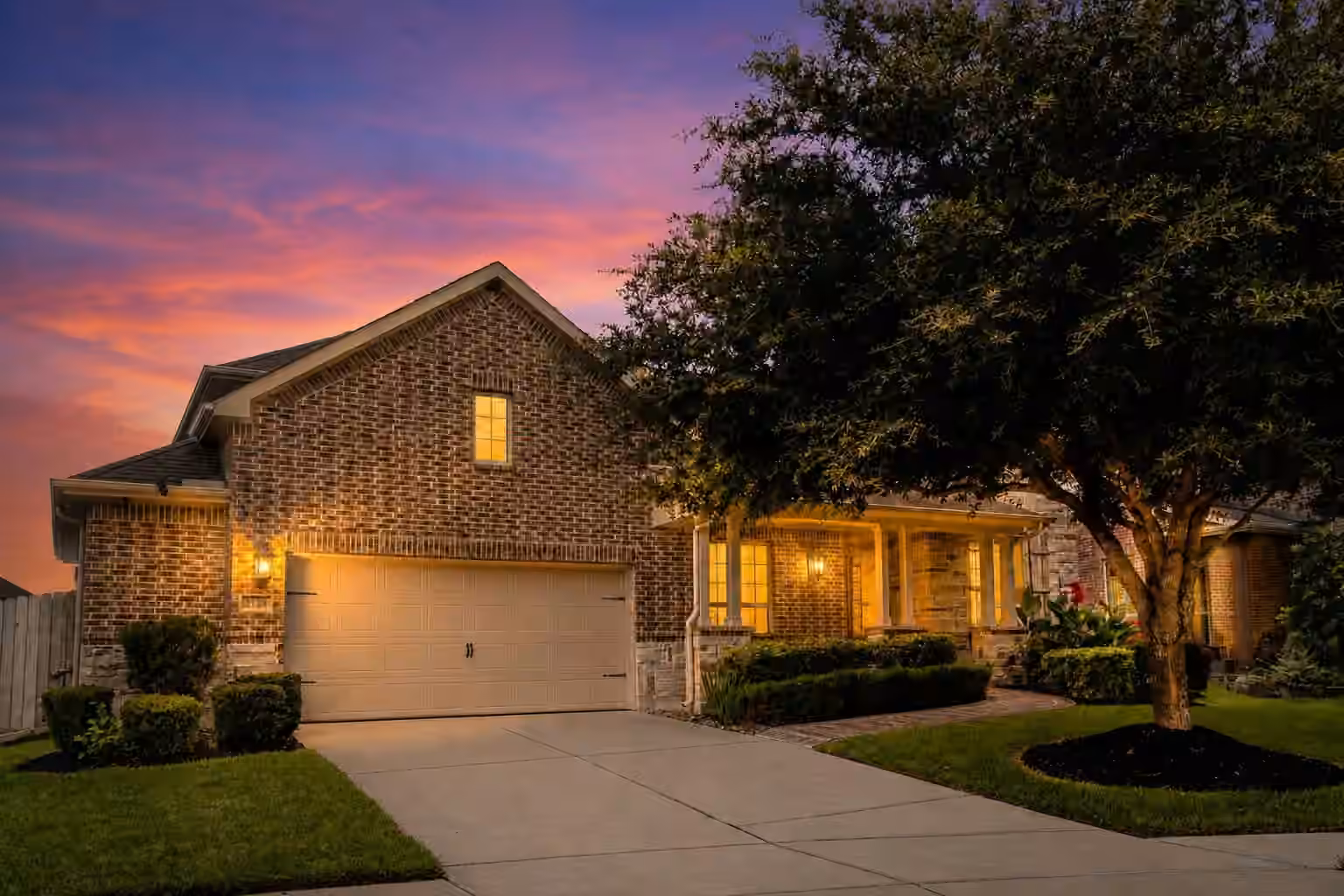 Photo of 2326 Hamilton Pool Lane, Friendswood, TX
