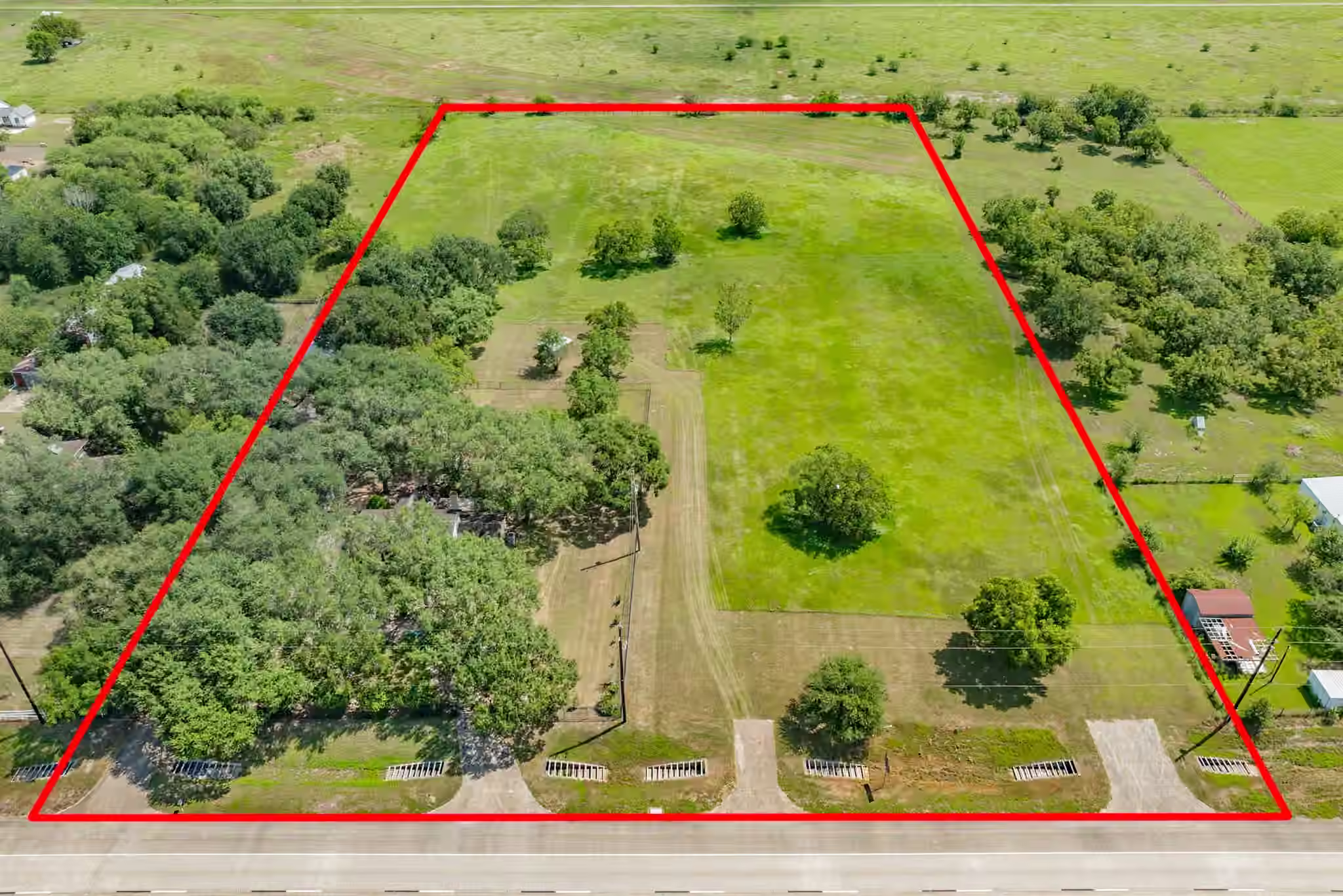 Photo 2 of 3135 Hartledge Road, Rosenberg, TX