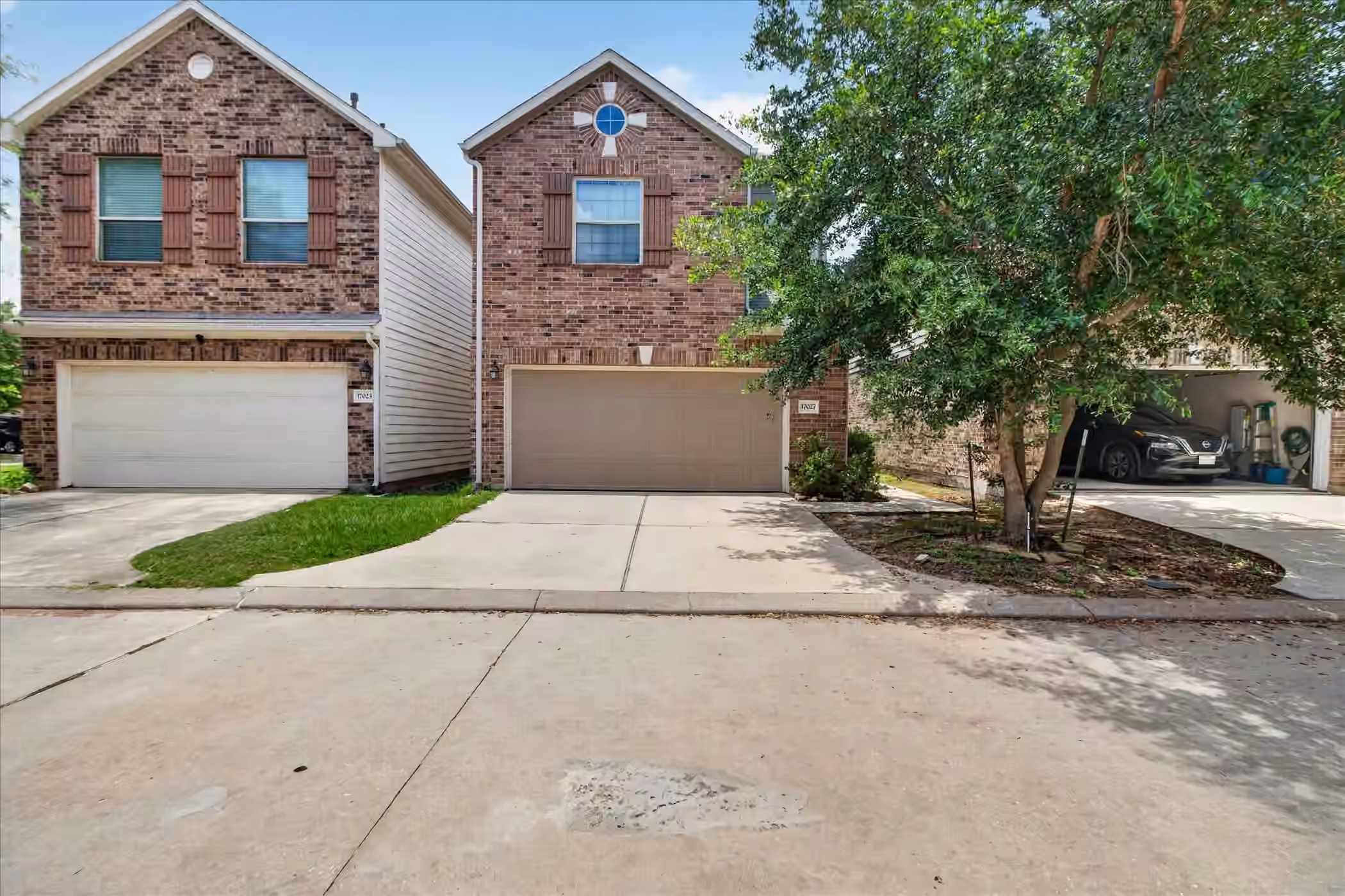 Photo 3 of 17027 Amarose Drive, Houston, TX