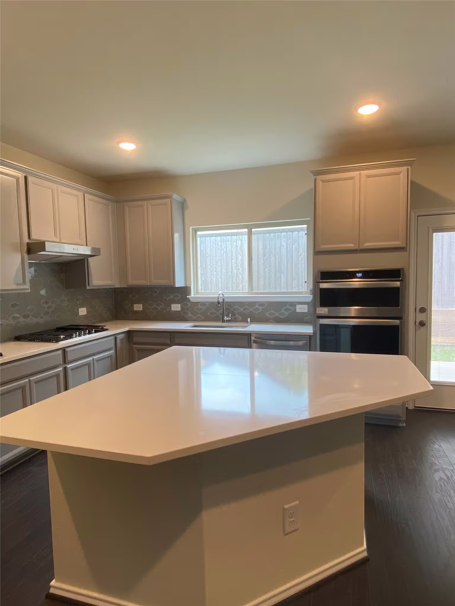 Photo 6 of 10315 Harmon Smith Drive, Houston, TX