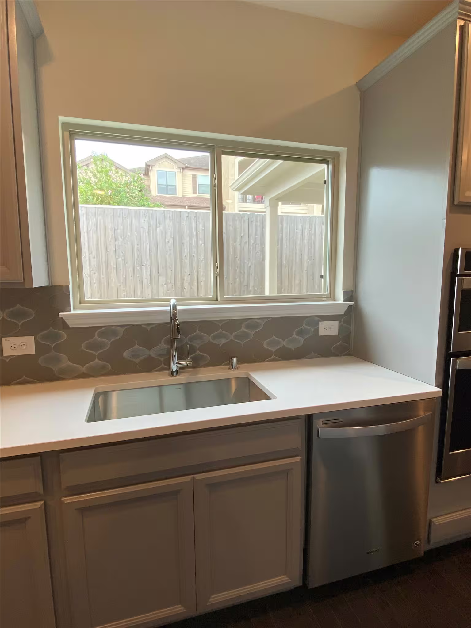 Photo 7 of 10315 Harmon Smith Drive, Houston, TX