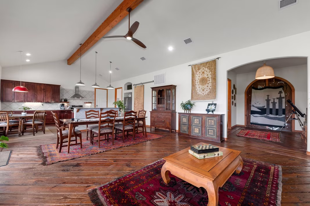 Photo 6 of 4569 Gloster Lane, Sealy, TX