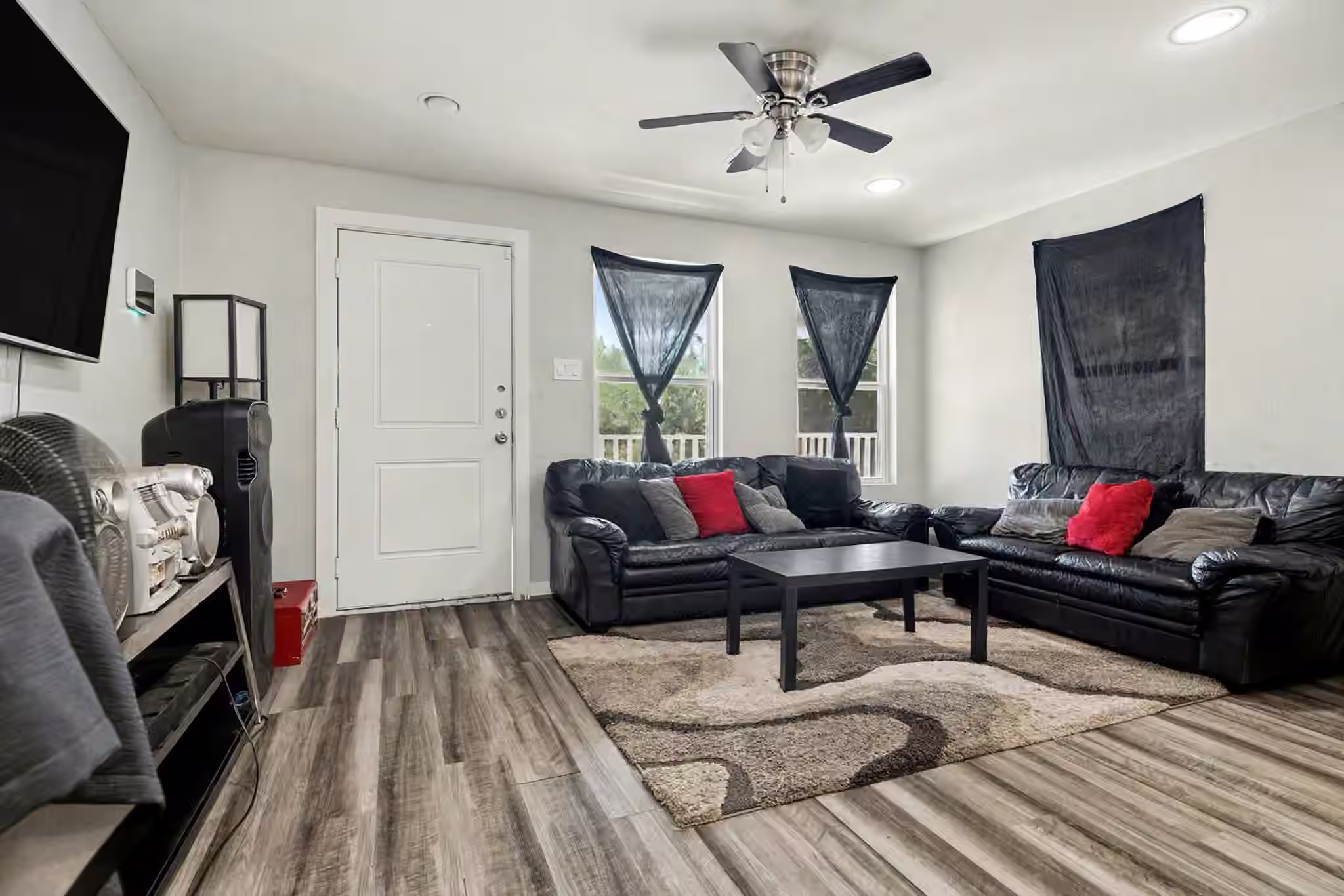 Photo of 4421 Caplin Street, Houston, TX