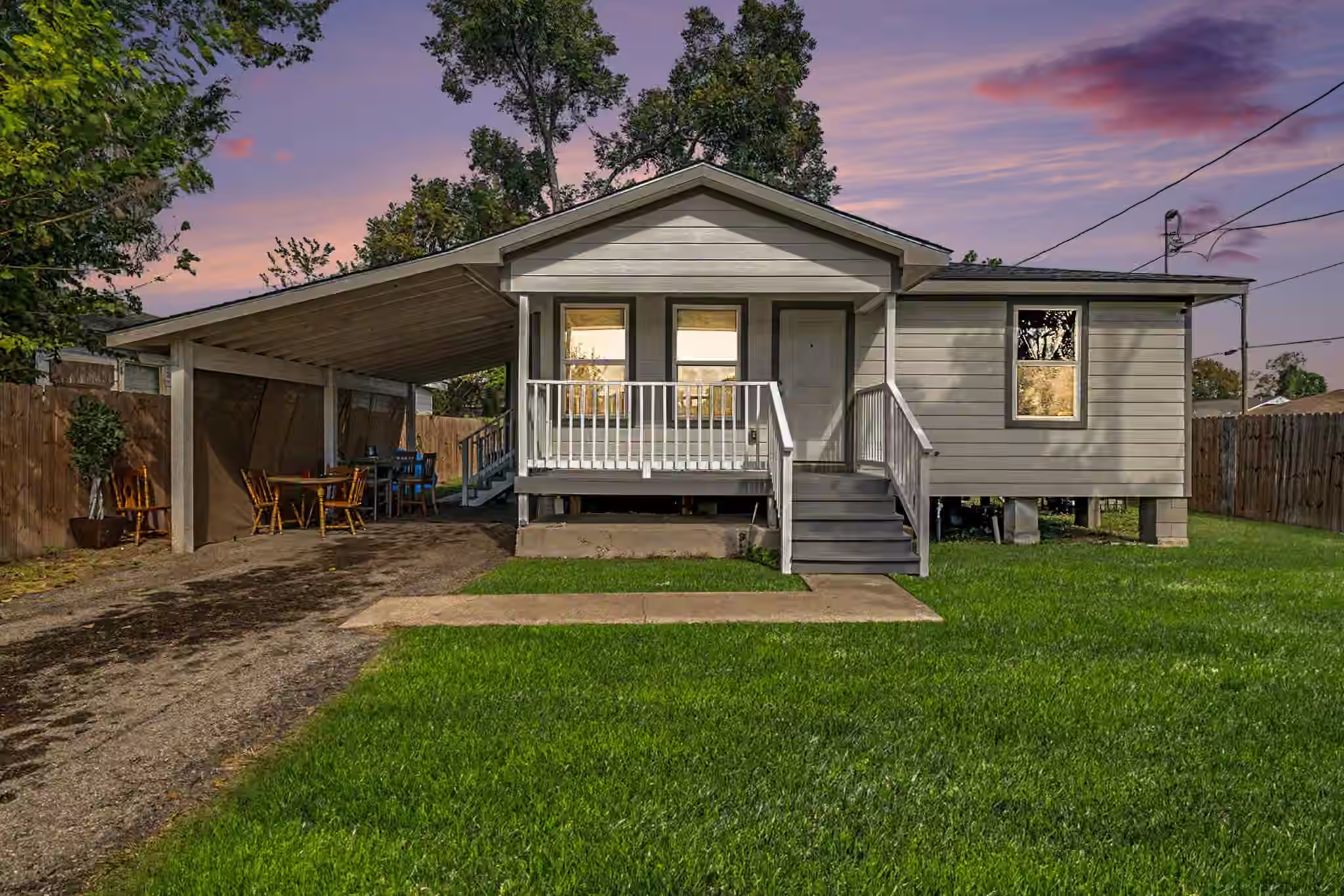 Photo 2 of 4421 Caplin Street, Houston, TX