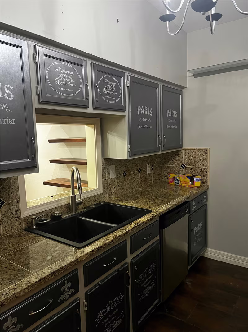 Photo 3 of 4001 Tanglewilde Street 1203, Houston, TX