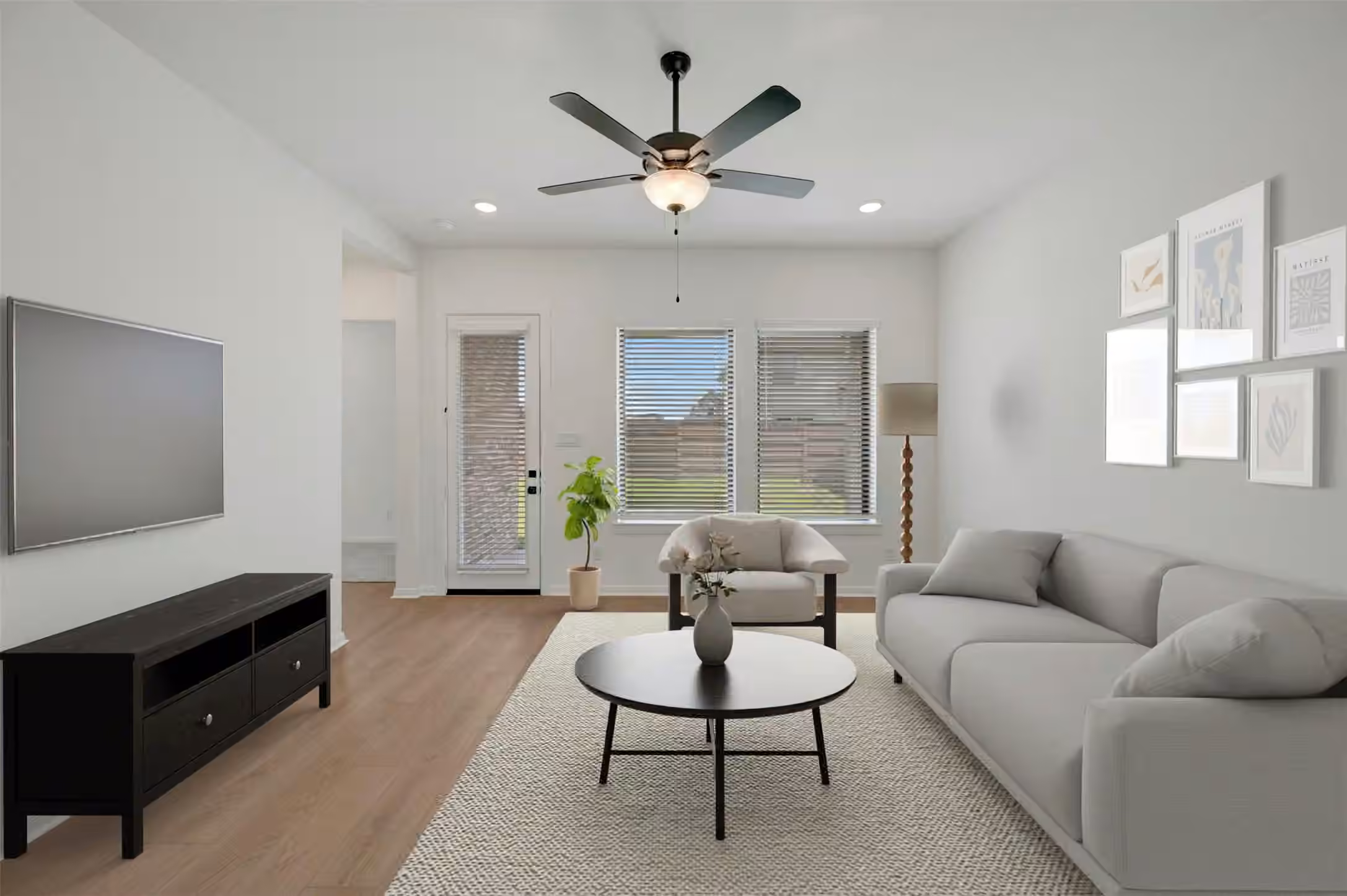 Photo 4 of 4618 Compass Avenue, Richmond, TX