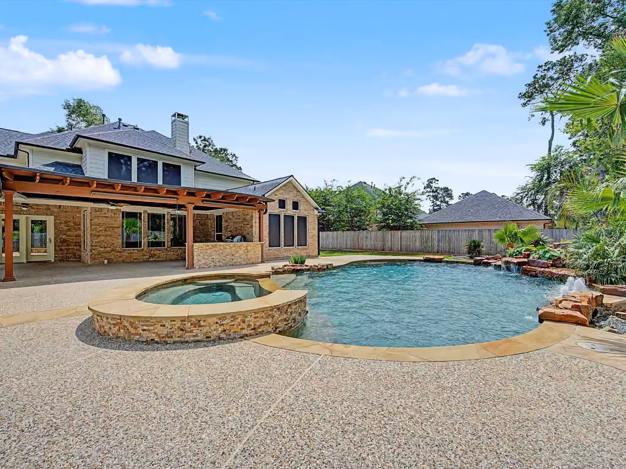 Photo 2 of 13212 Misty Sage Drive, Conroe, TX