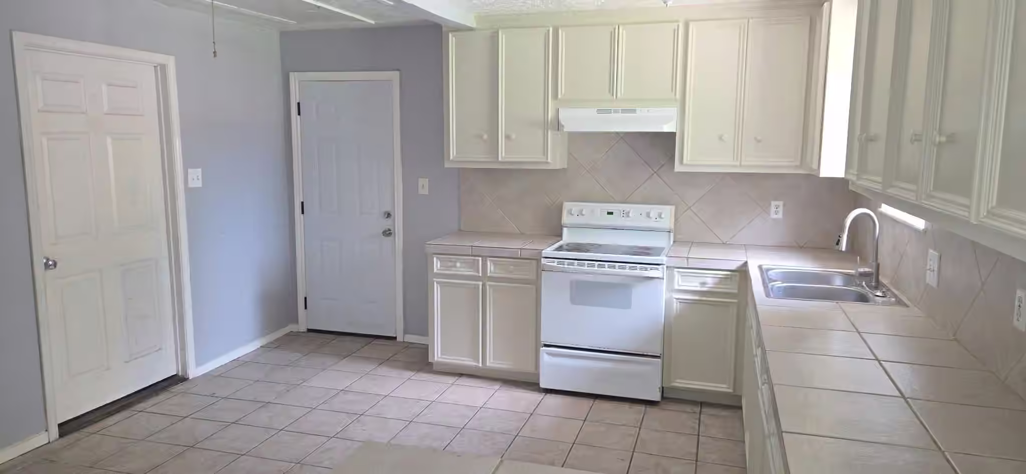 Photo 2 of 9606 Wind Flower Lane, Houston, TX