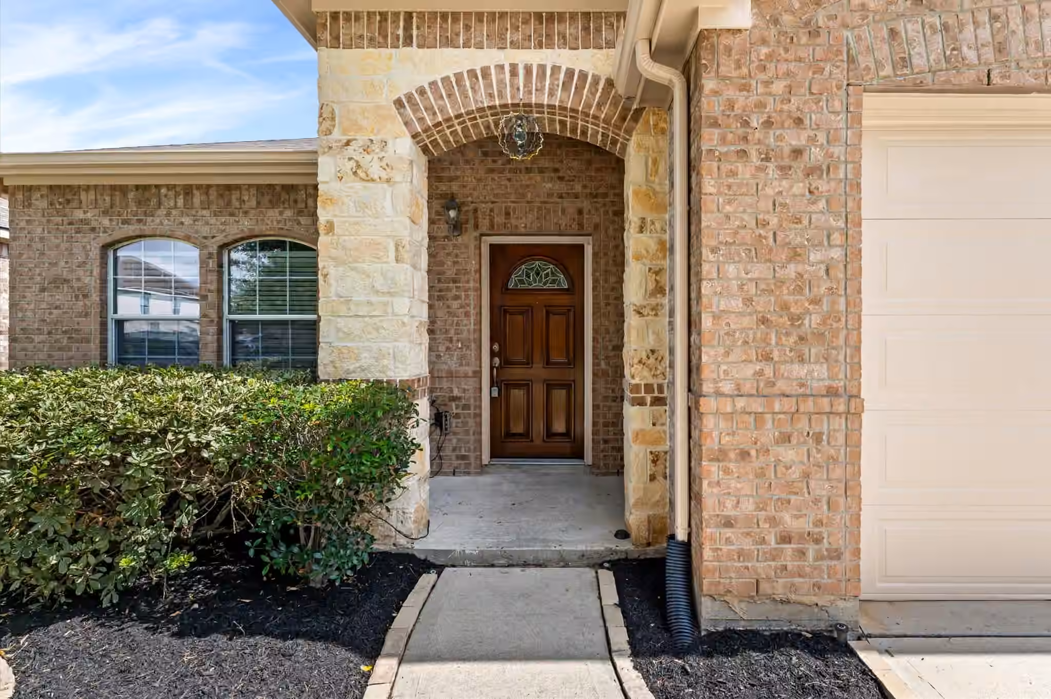 Photo 5 of 24214 Cornell Park Lane, Katy, TX