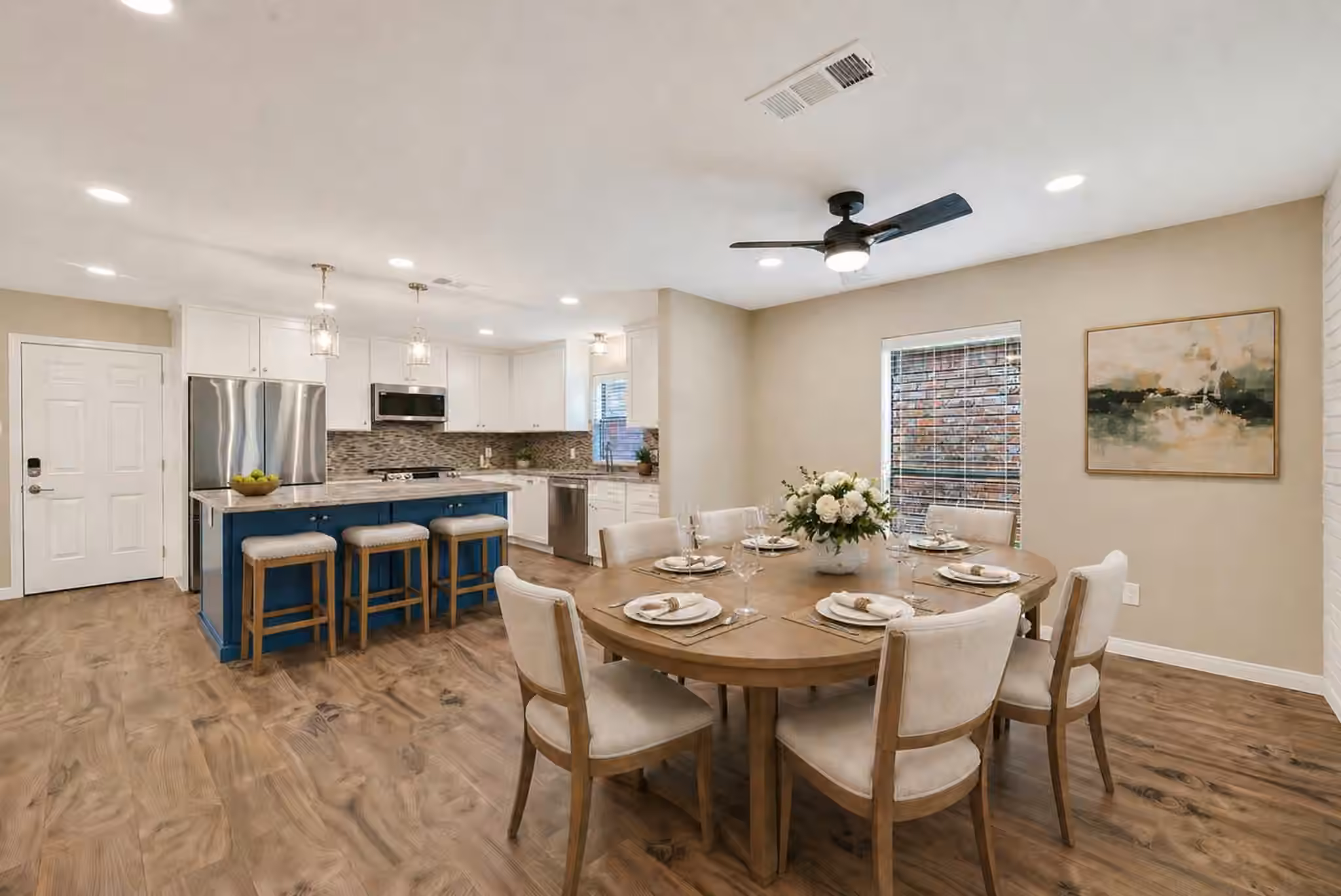Photo 7 of 1023 Forest Home Drive, Houston, TX