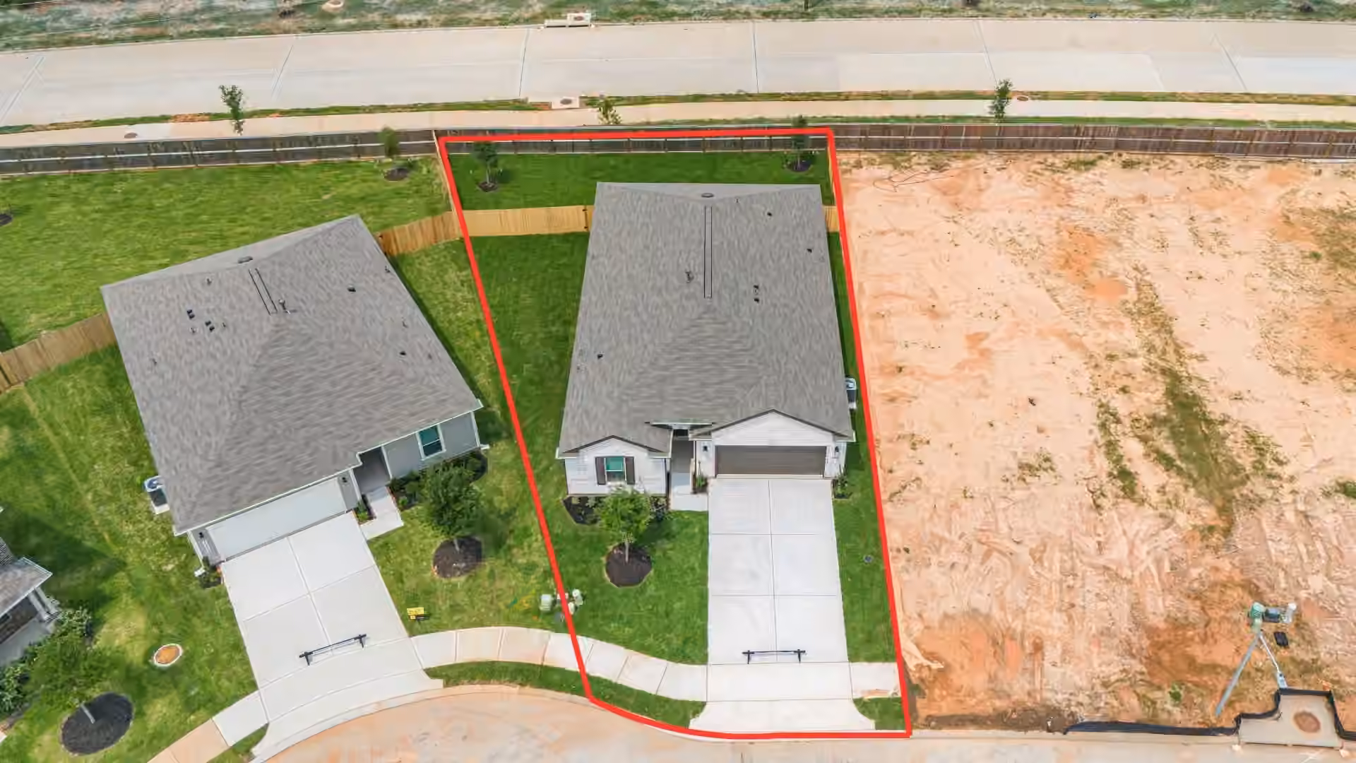 Photo 2 of 4805 Seven Oaks Lane, Conroe, TX