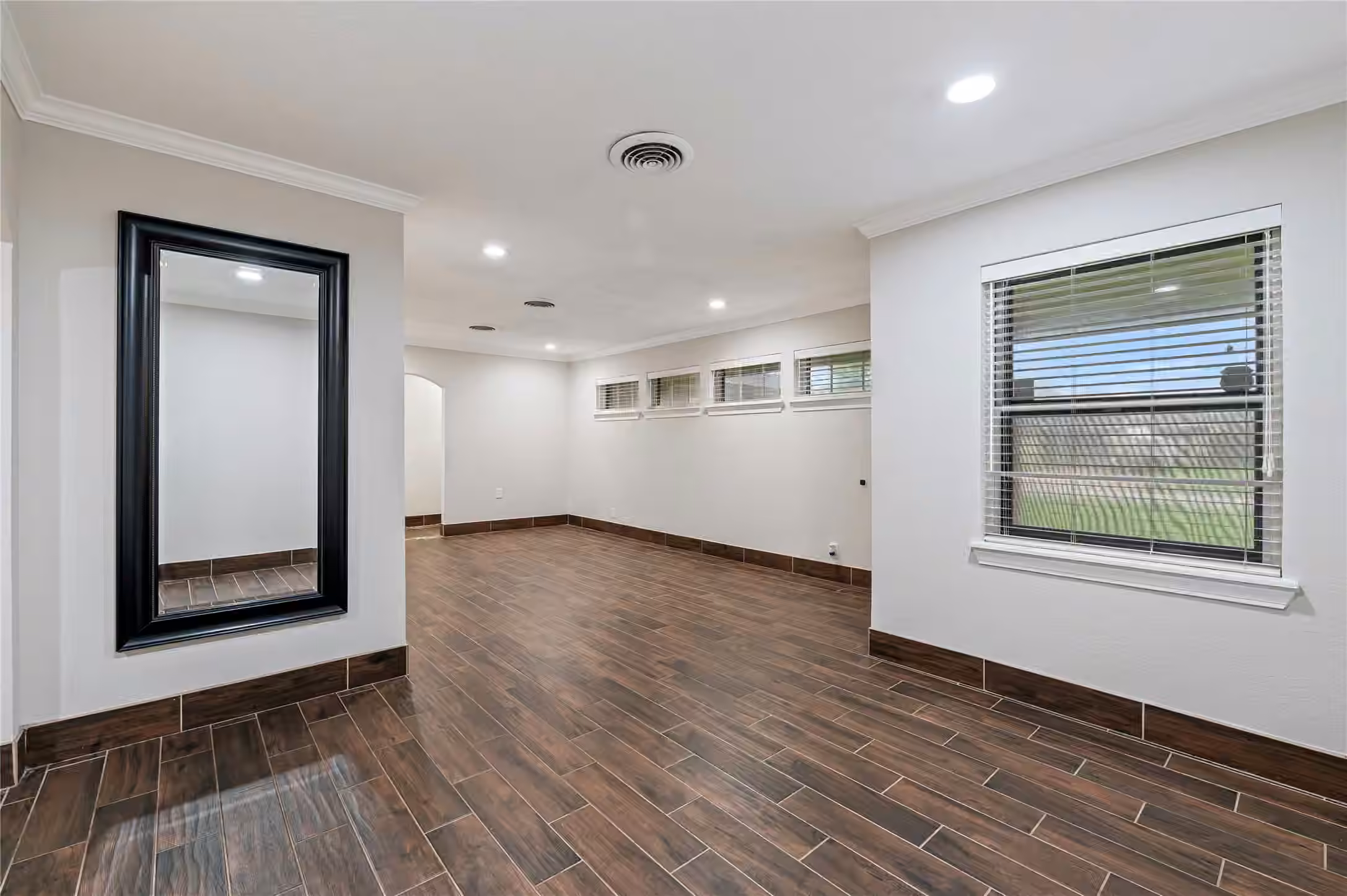 Photo of 1803 Edgehill Road, Pasadena, TX