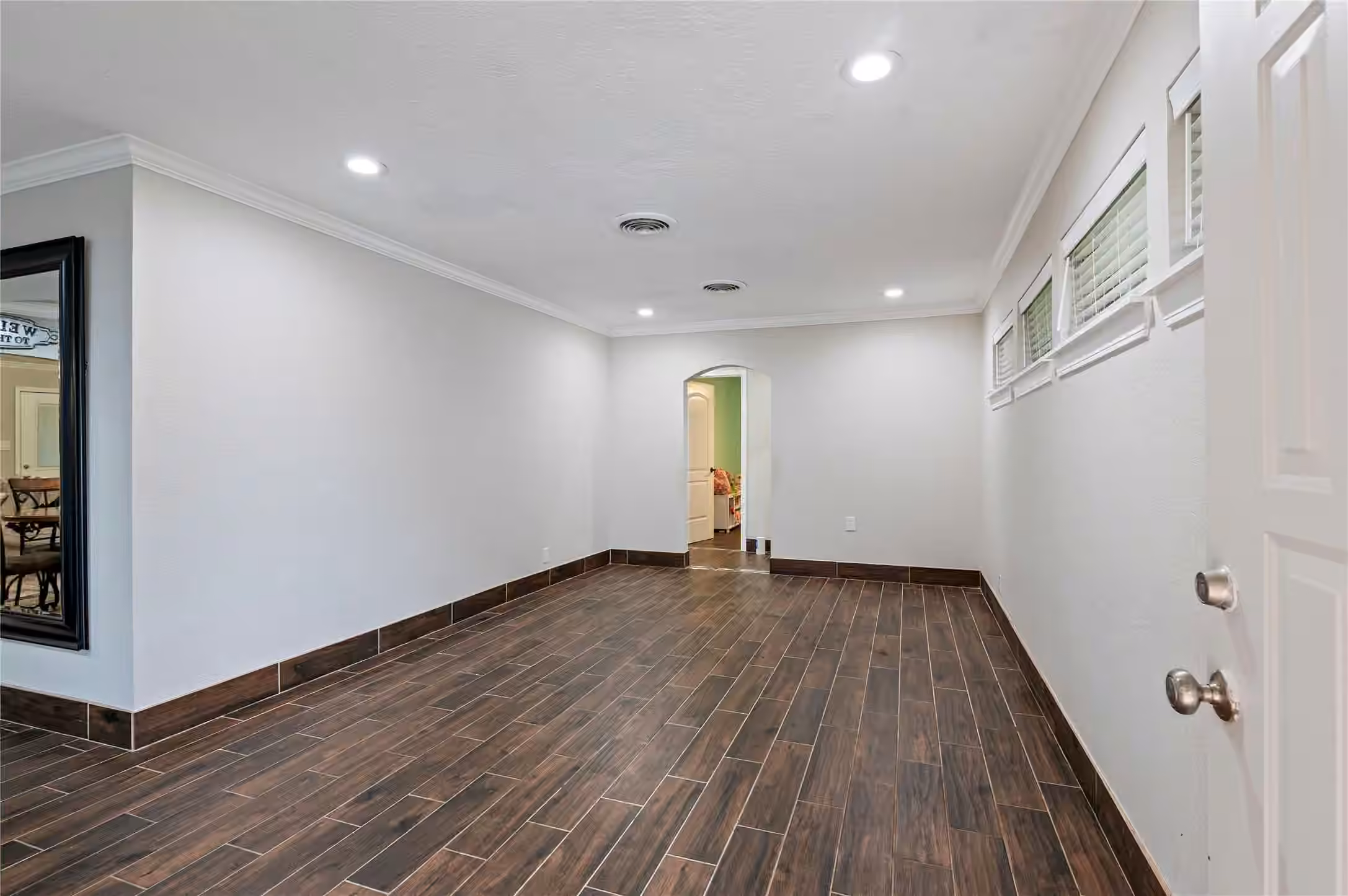 Photo 3 of 1803 Edgehill Road, Pasadena, TX
