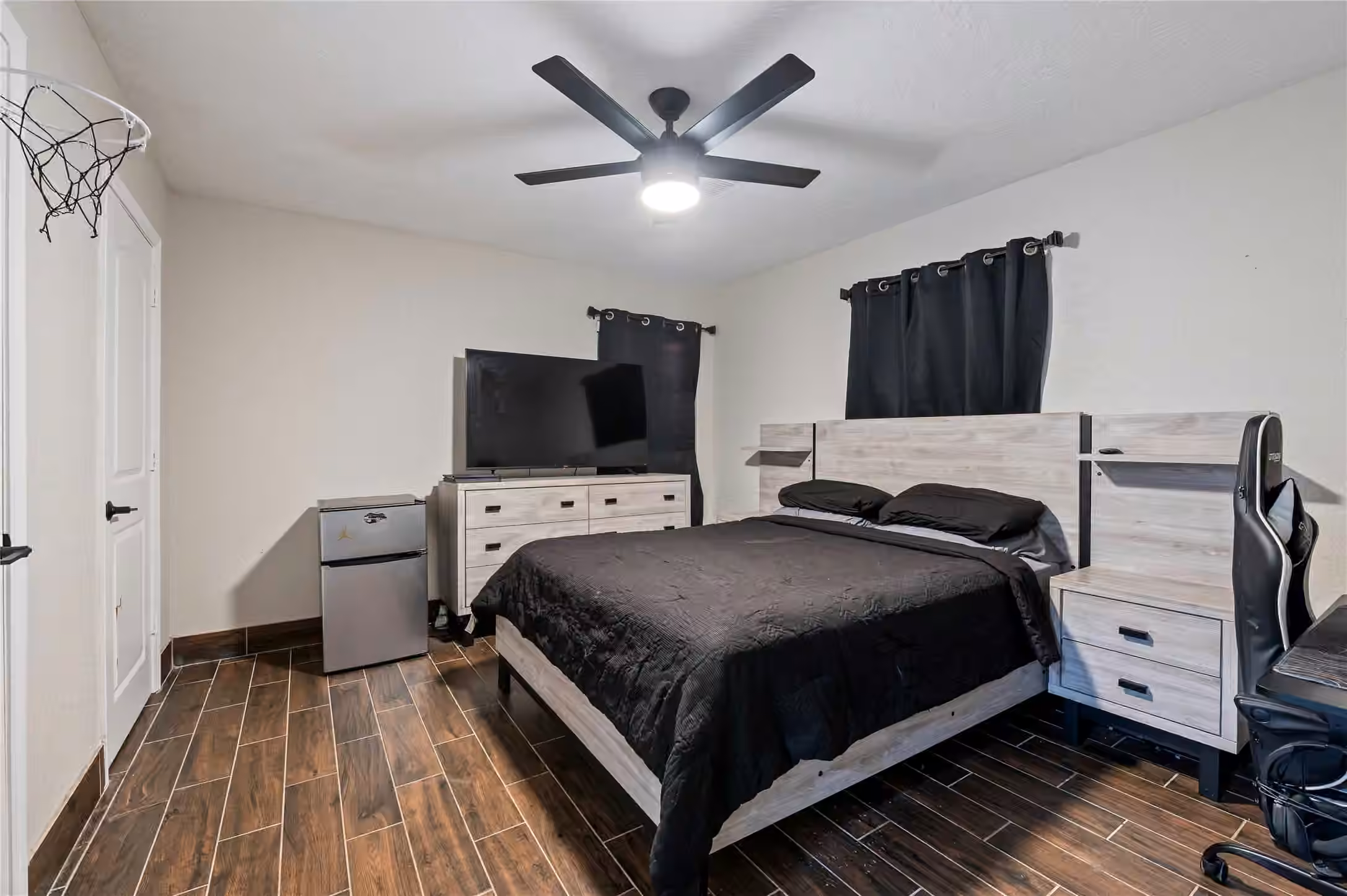 Photo 7 of 1803 Edgehill Road, Pasadena, TX