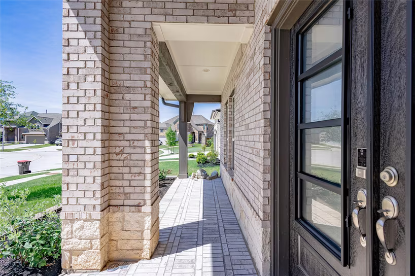 Photo 5 of 5111 Crystal Brook Drive, Richmond, TX
