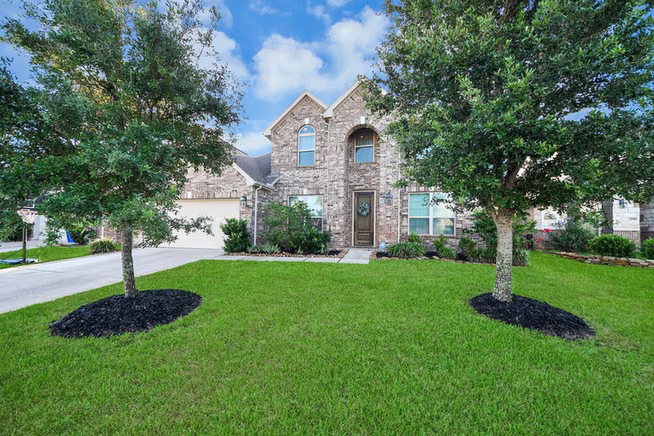 Photo 3 of 18514 Hope Mill Court, Cypress, TX