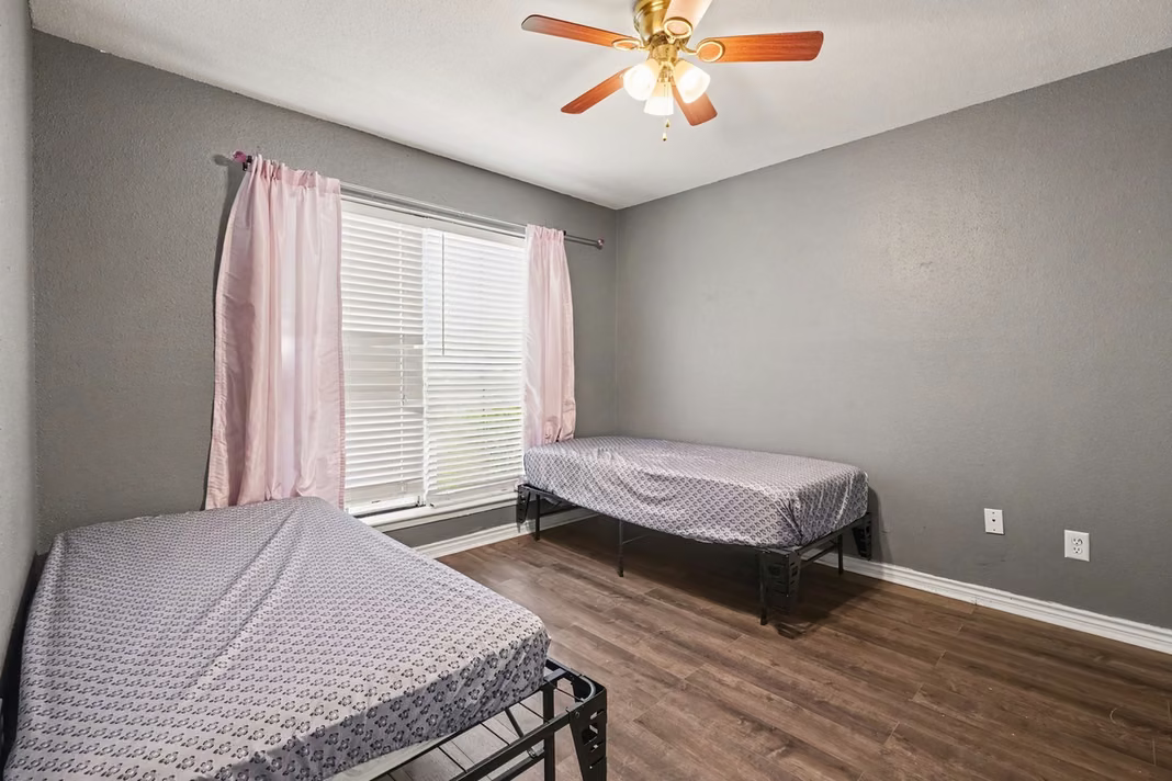 Photo 7 of 18800 Egret Bay Boulevard 1603, Webster, TX