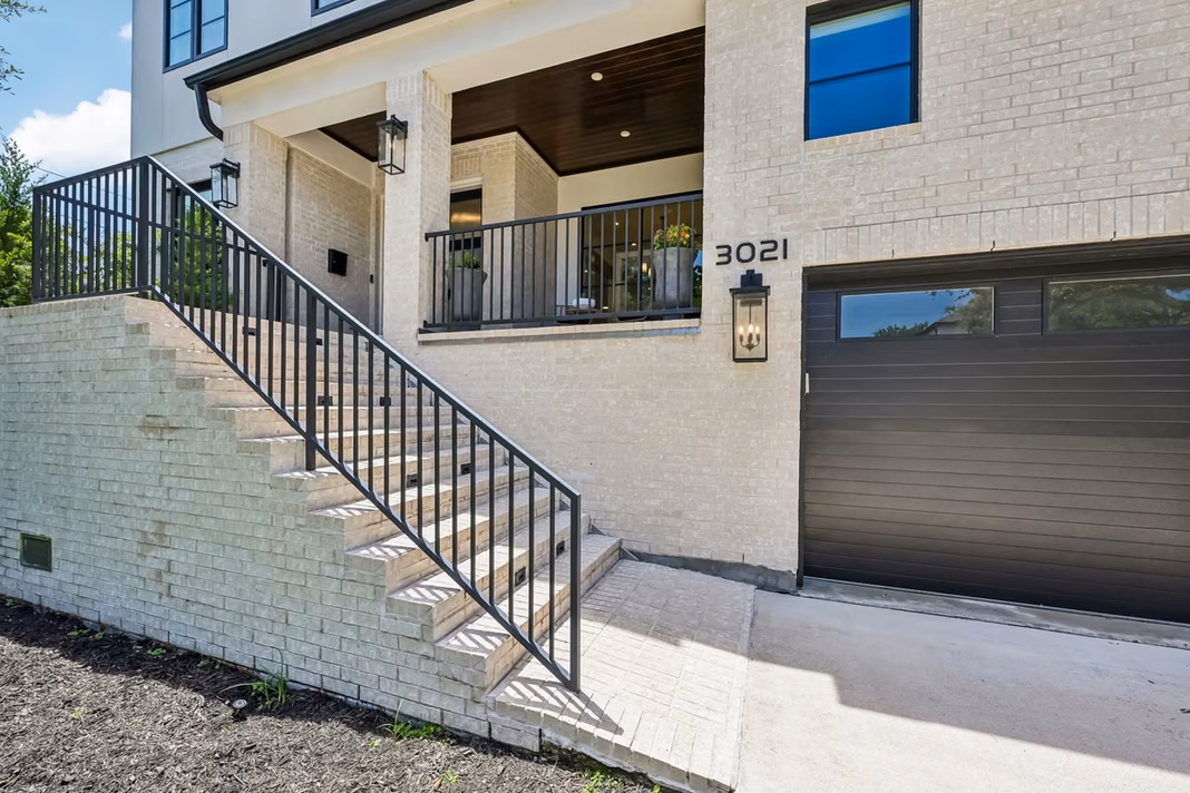 Photo 5 of 3021 Blue Bonnet Boulevard, Houston, TX