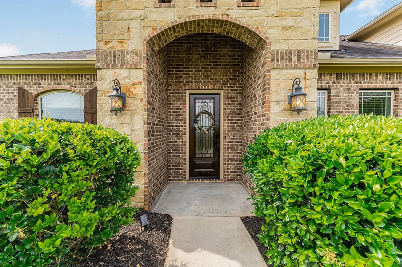 Photo 5 of 18955 Harbor Side Boulevard, Montgomery, TX