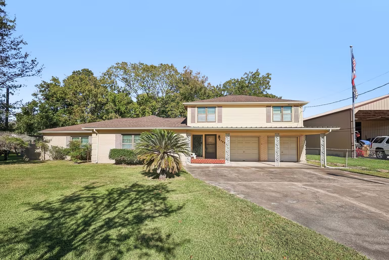 Photo of 4733 Oleander Street, Bacliff, TX