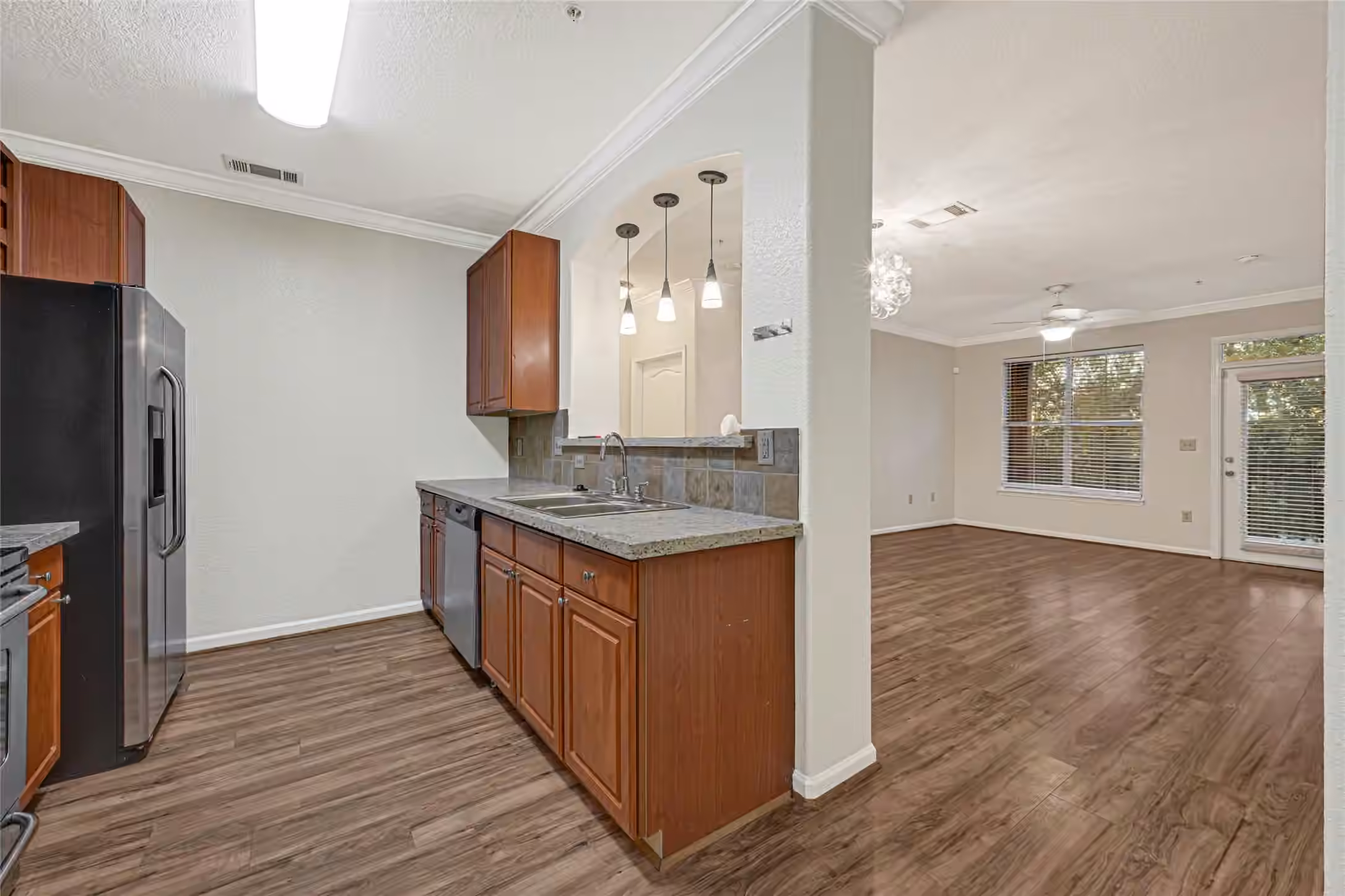 Photo 4 of 1711 Old Spanish Trail 117, Houston, TX