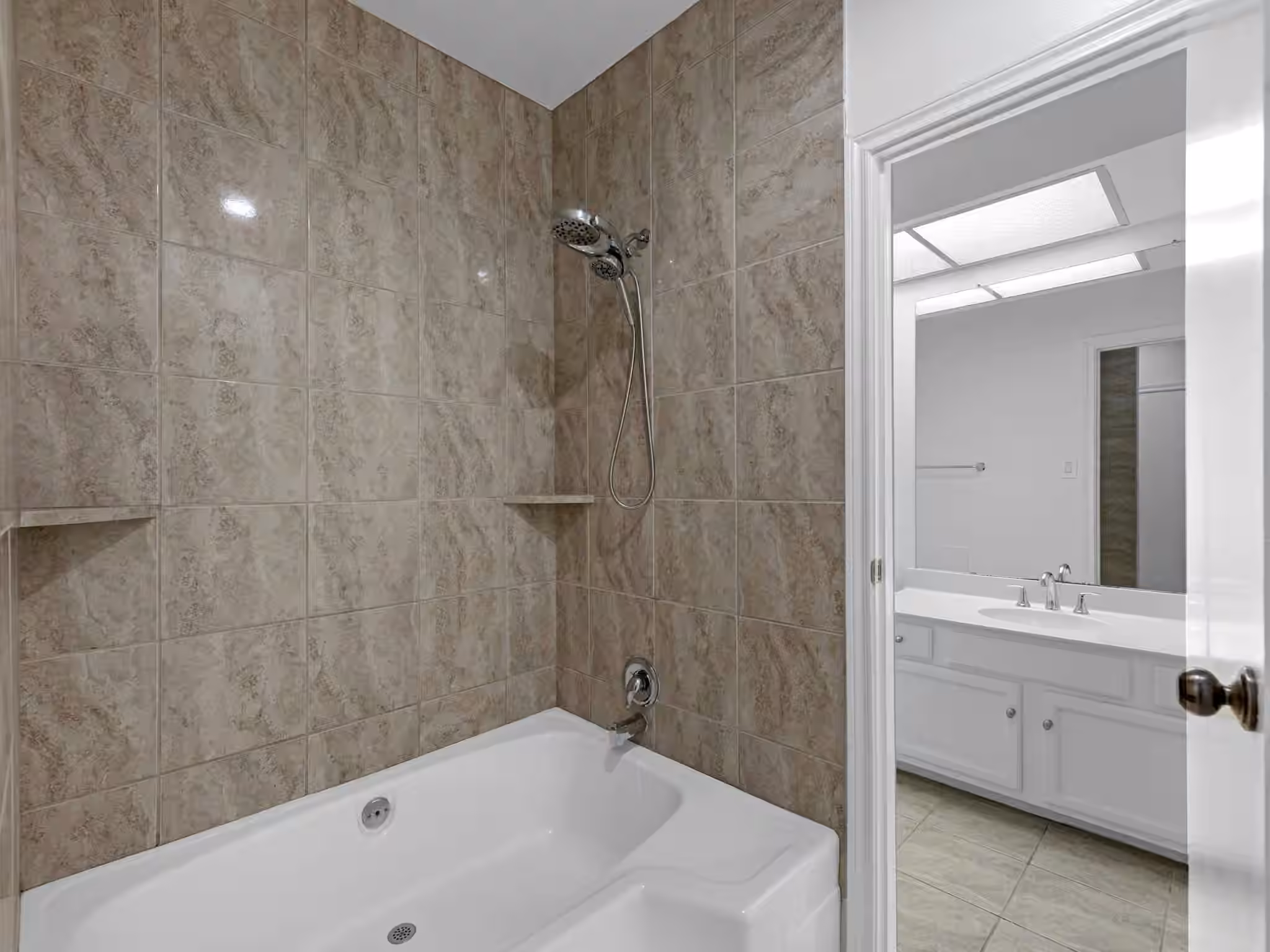 Photo 7 of 11711 Memorial Drive 570, Houston, TX