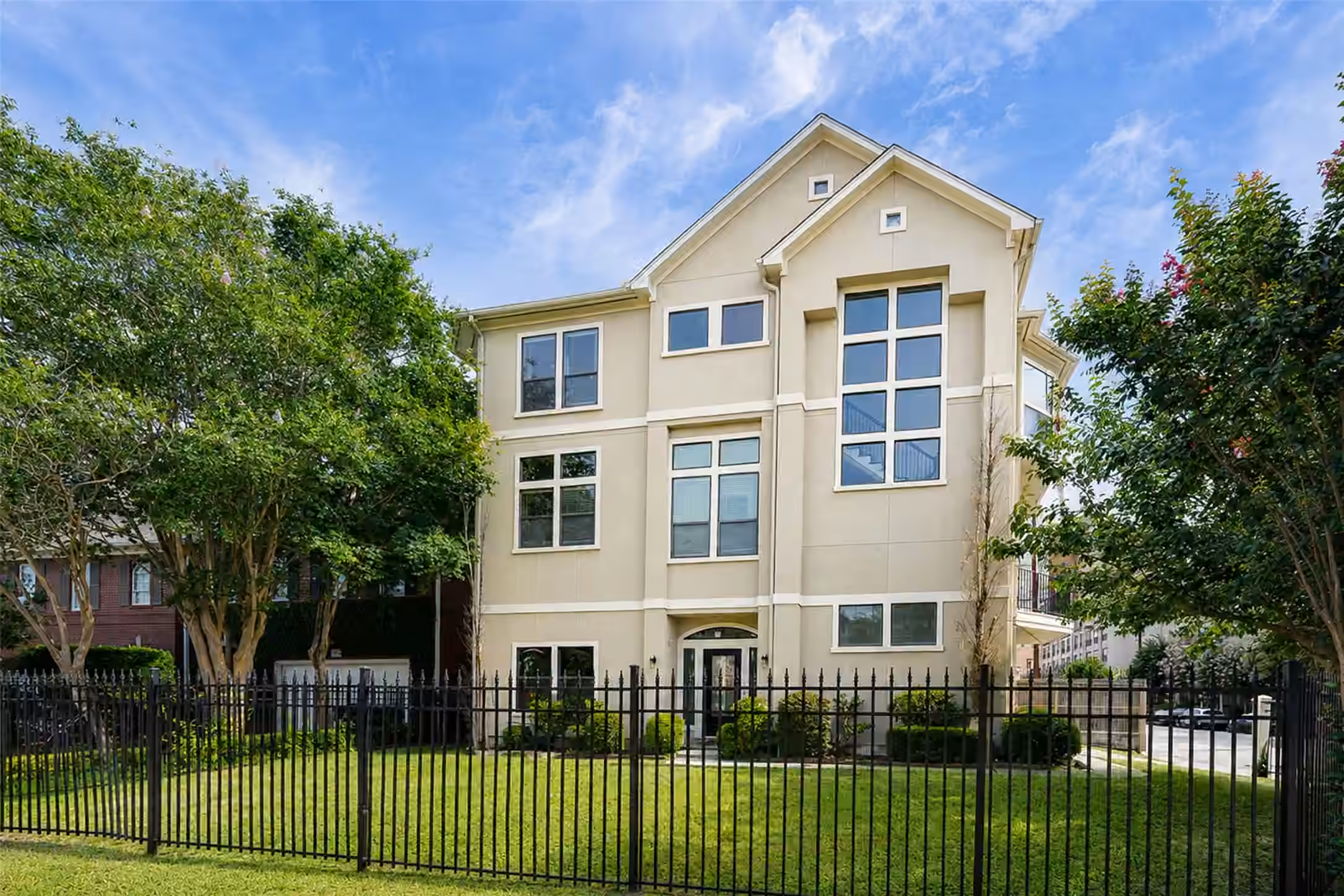 Photo of 3014 S Rice Avenue, Houston, TX 77056