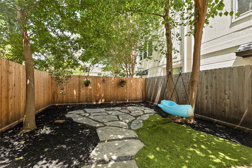 Photo 2 of 4510 Eli Street, Houston, TX