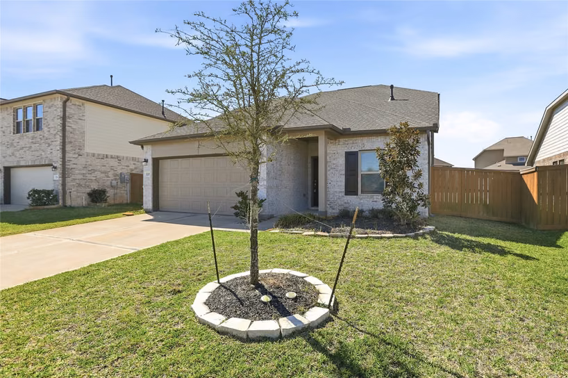Photo 3 of 32315 Melbrooke Drive, Brookshire, TX