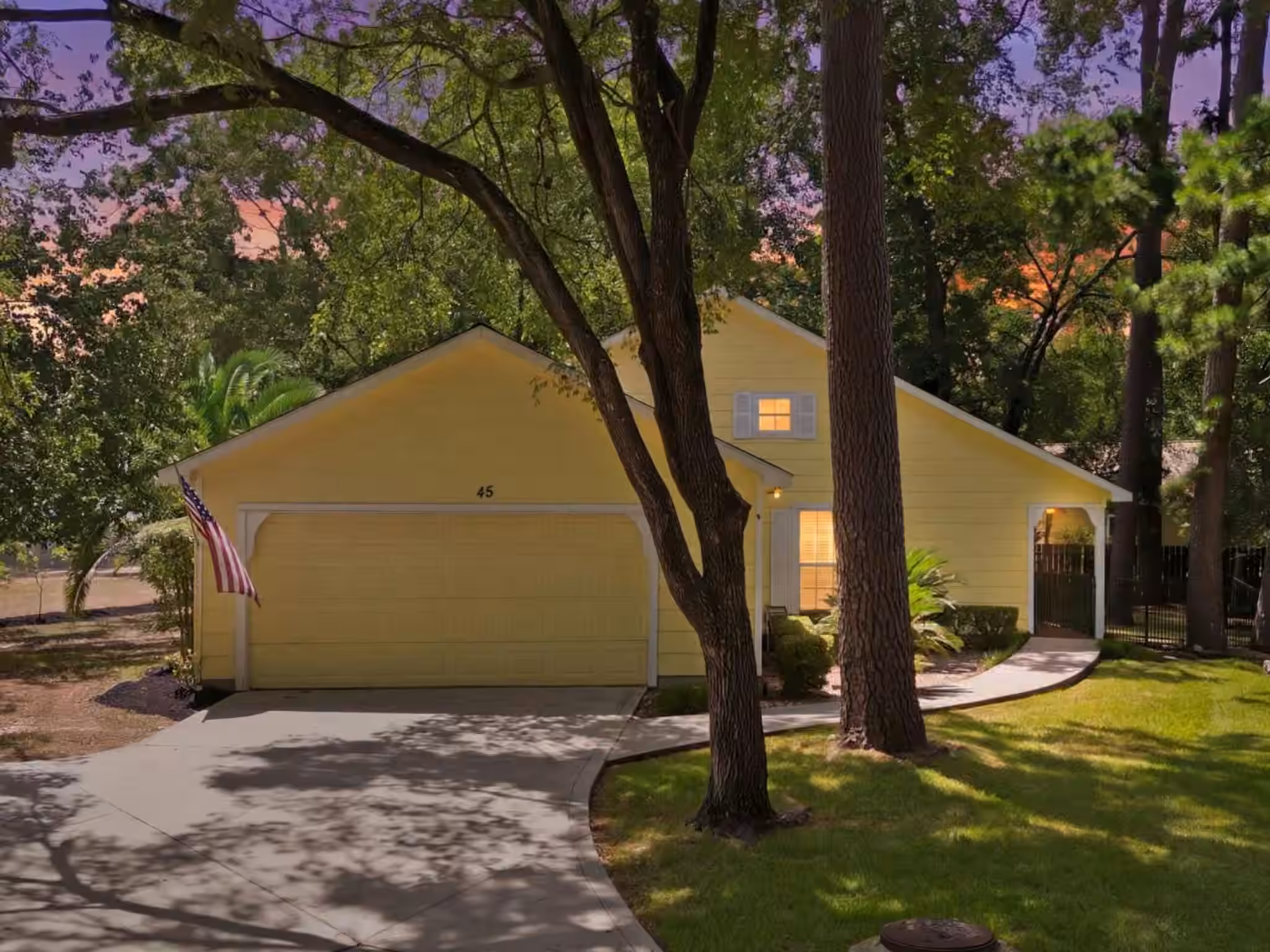 Photo of 45 Night Hawk Place, The Woodlands, TX 77380