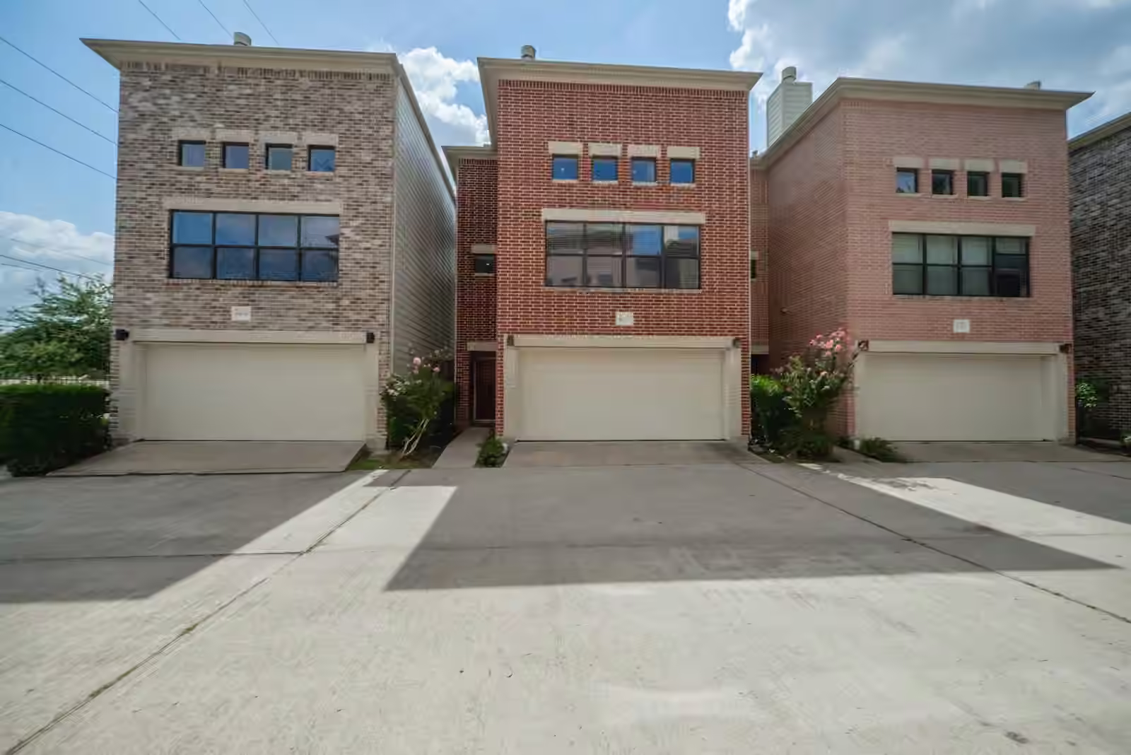 Photo of 8632 Meadowcroft Drive, Houston, TX 77063