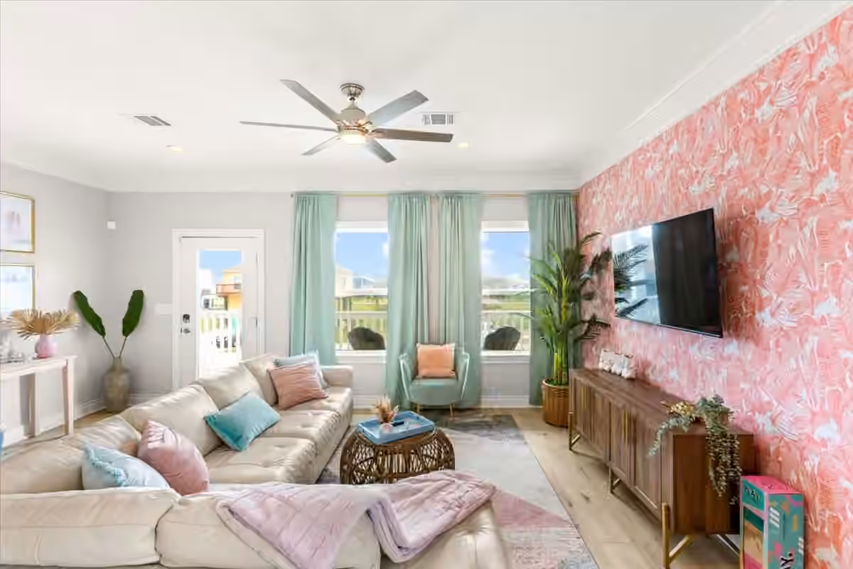 Photo 4 of 23114 Miramar Circle, Galveston, TX