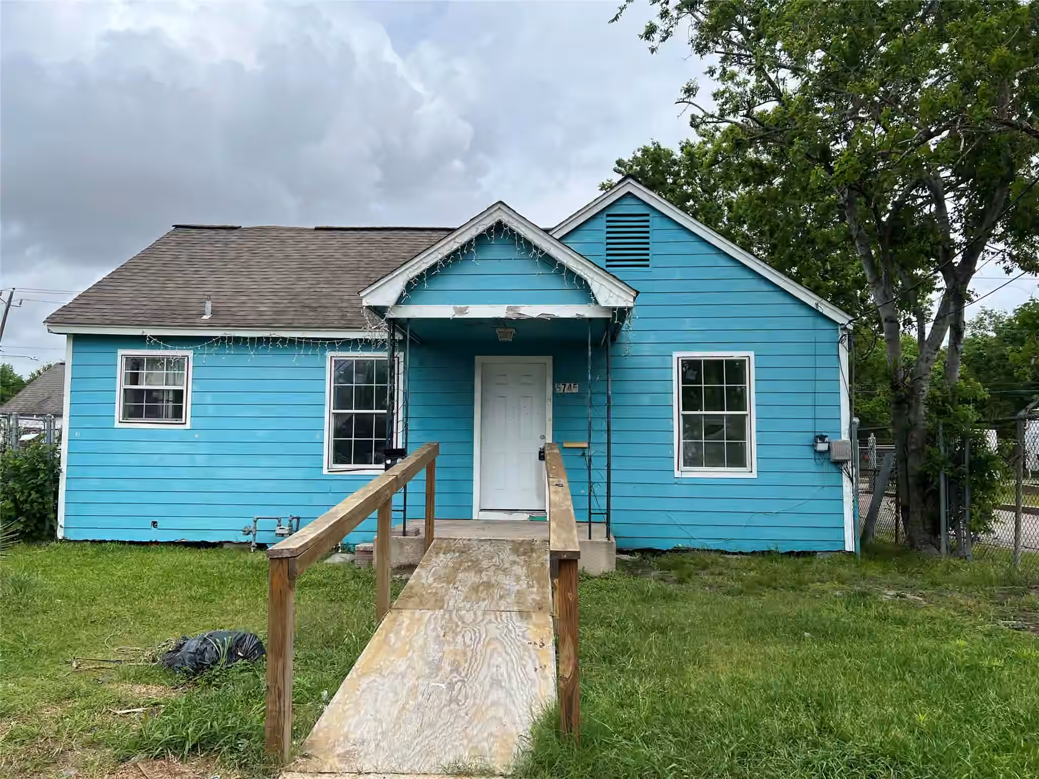 Photo of 5745 Newport Street, Houston, TX 77023