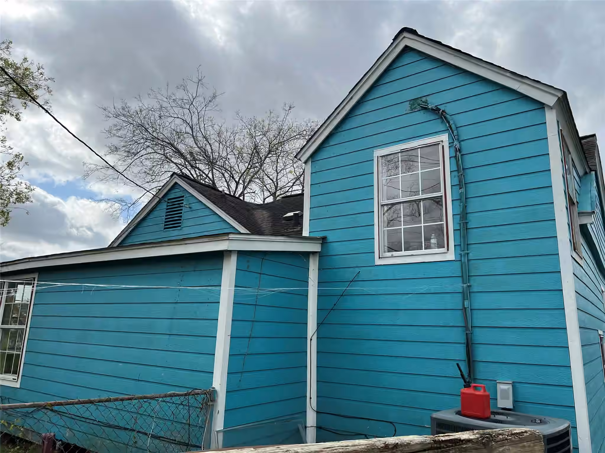 Photo 2 of 5745 Newport Street, Houston, TX