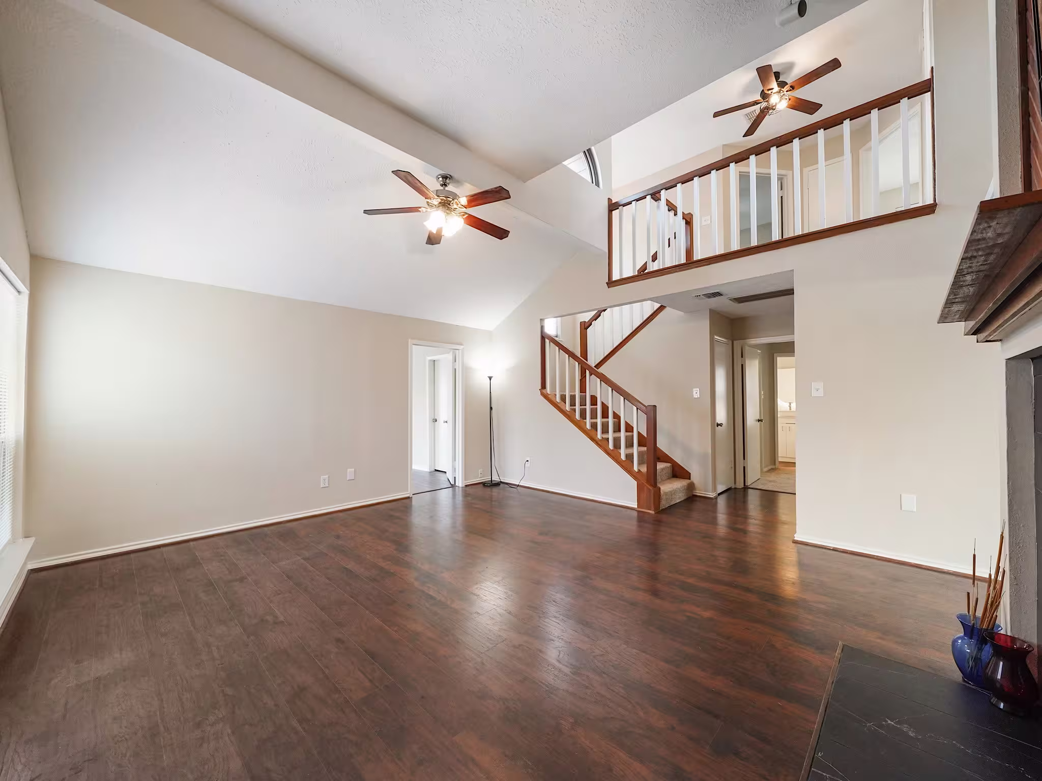 Photo 3 of 10913 Idlewood Court, La Porte, TX
