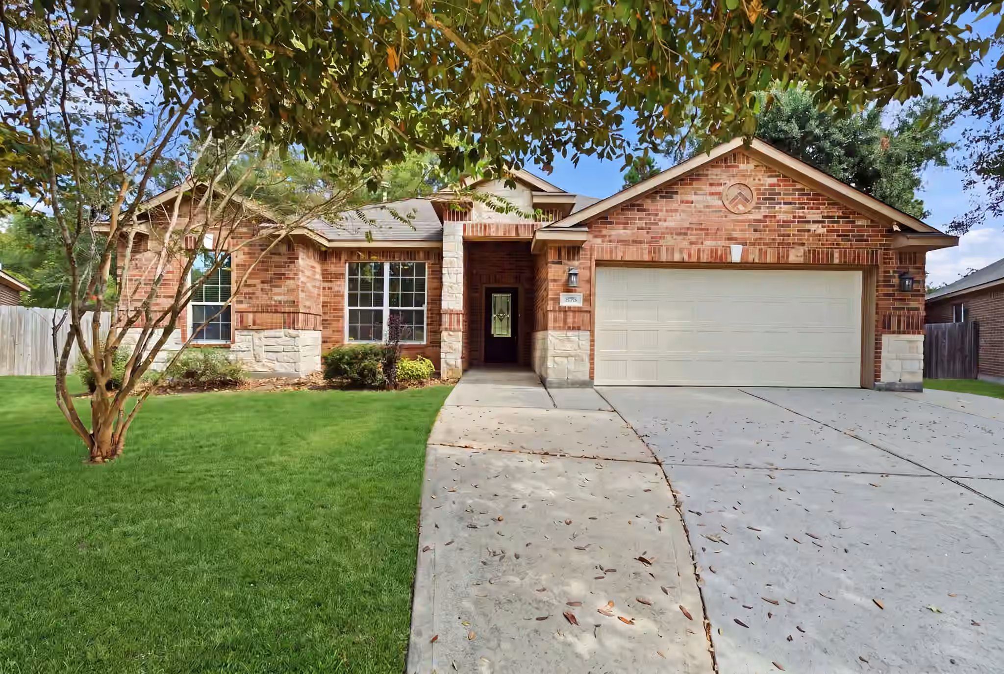 Photo 2 of 973 Wannan Lane, Conroe, TX